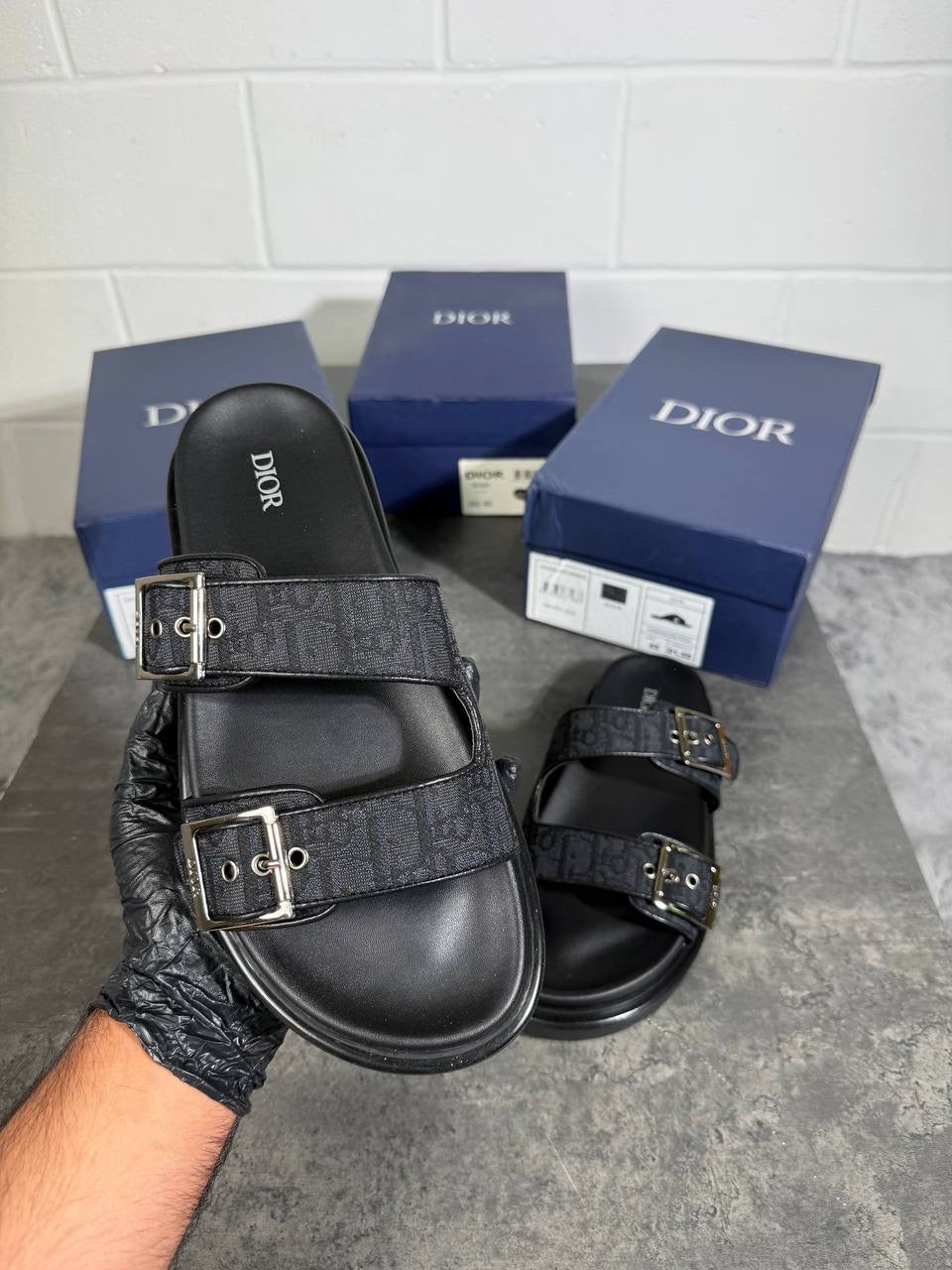 IOR AQUA SANDALS BLACK
