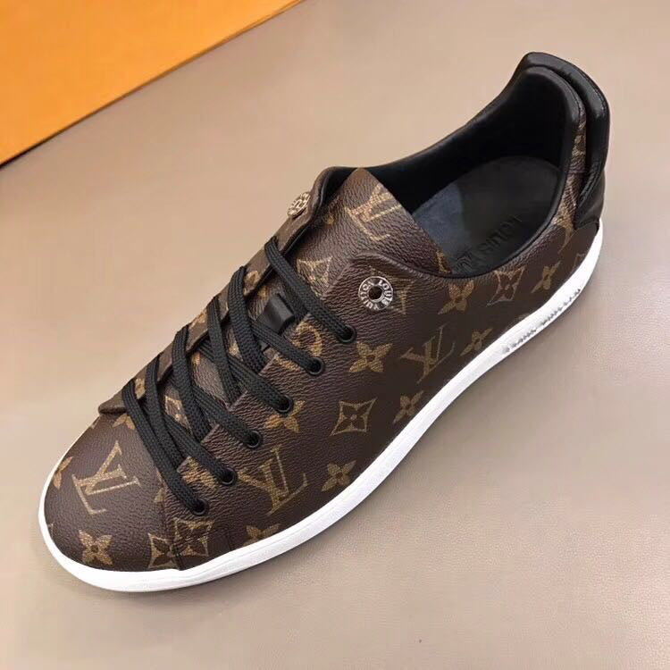 LVE SNEAKER (pre-order)