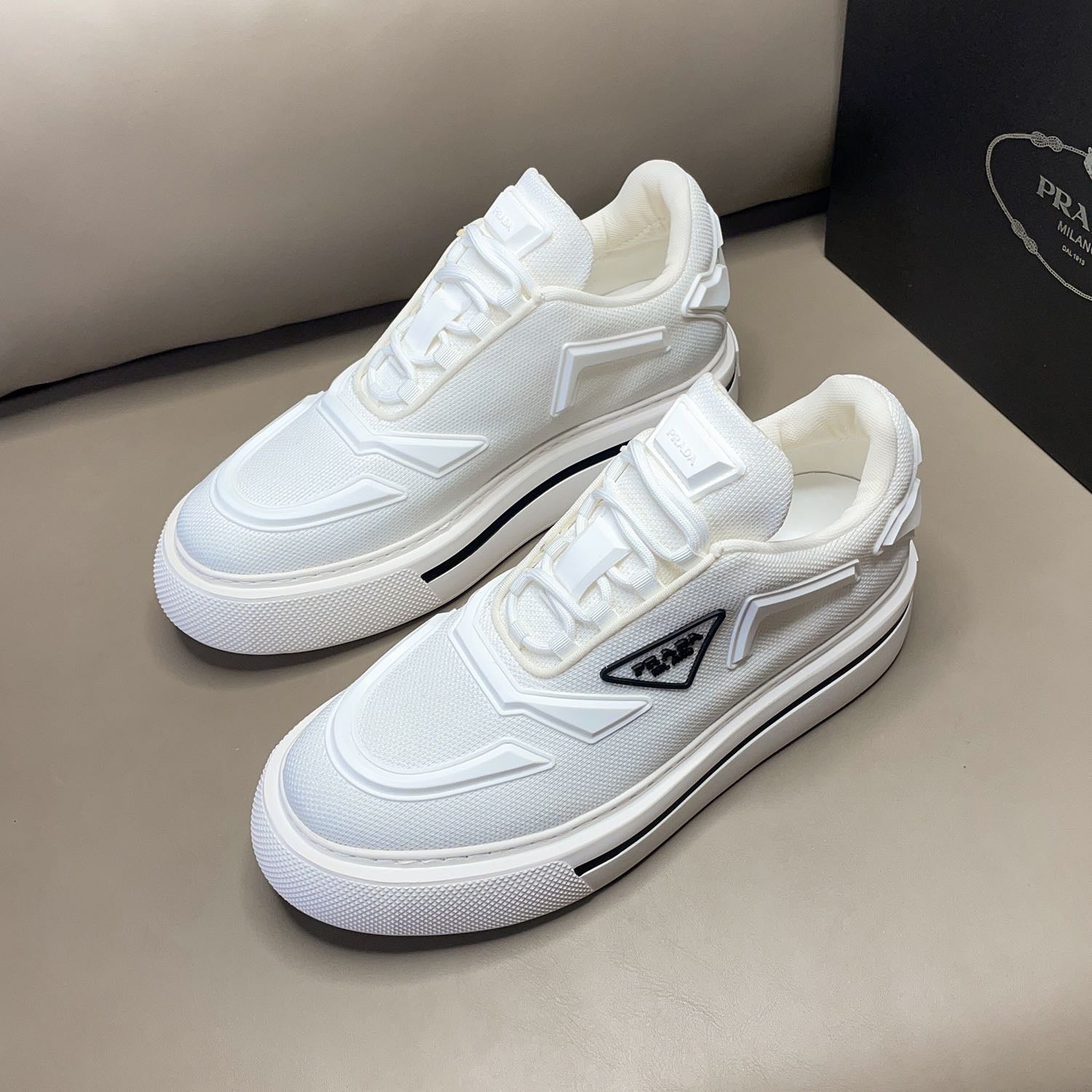 RADA SNEAKERS WHITE (pre-order)