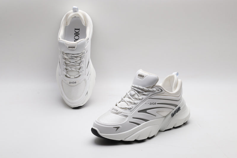 B44 WHITE (pre-order)