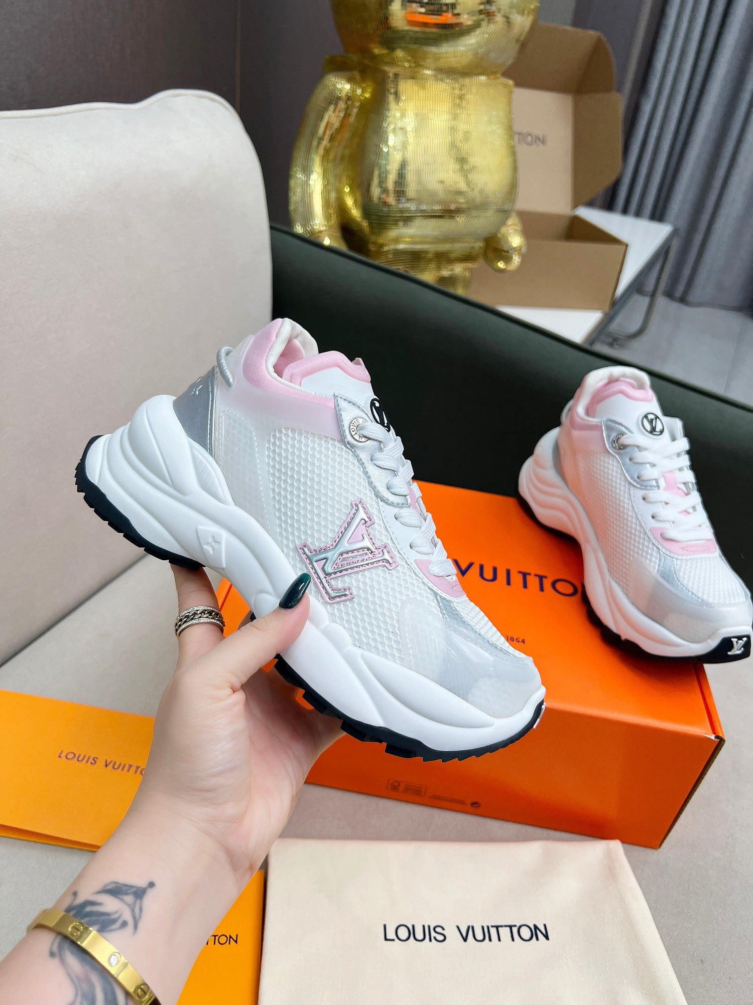 LVE LADIES TRAINERS PINK (pre-order)