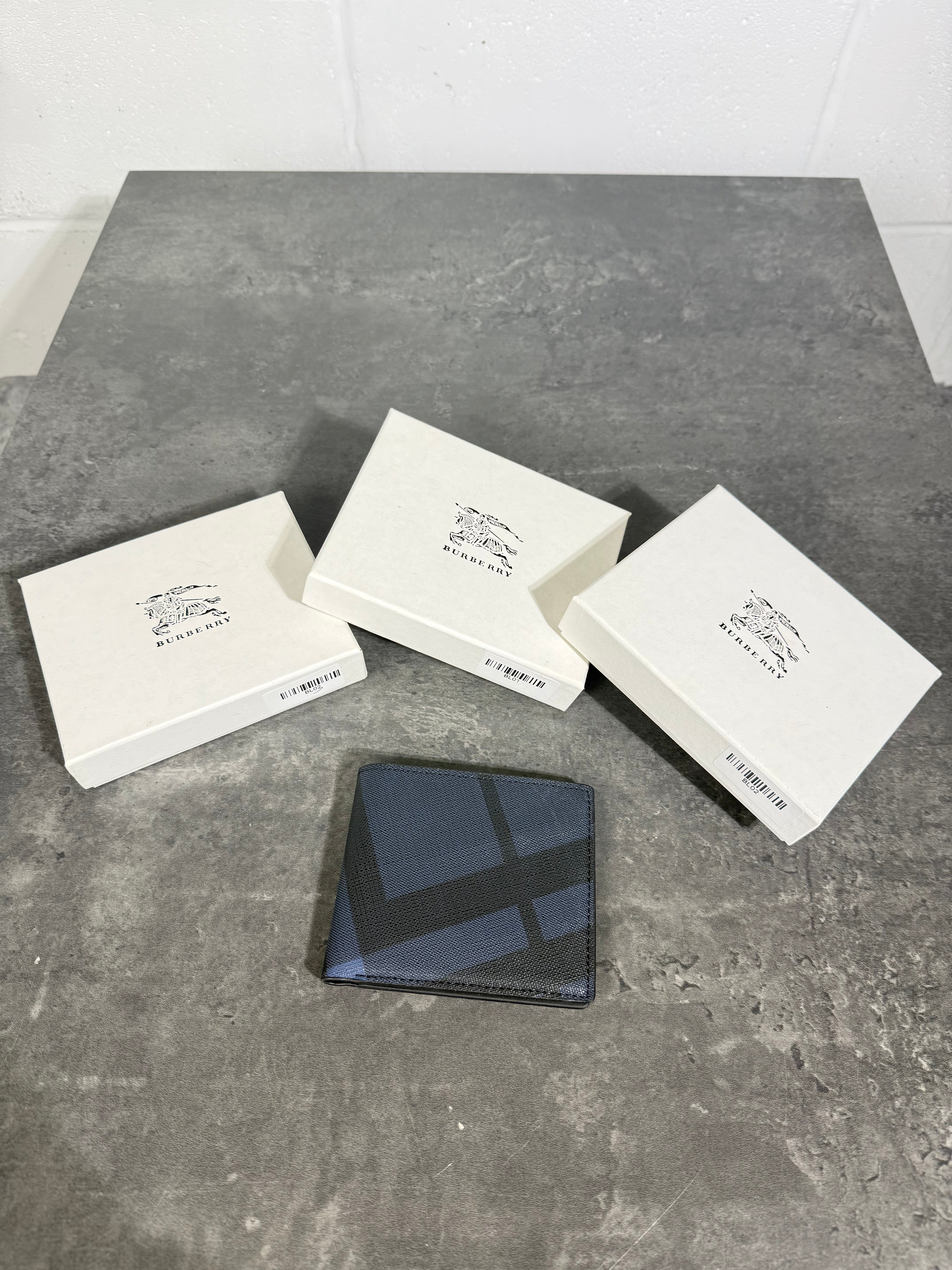 BURB wallets