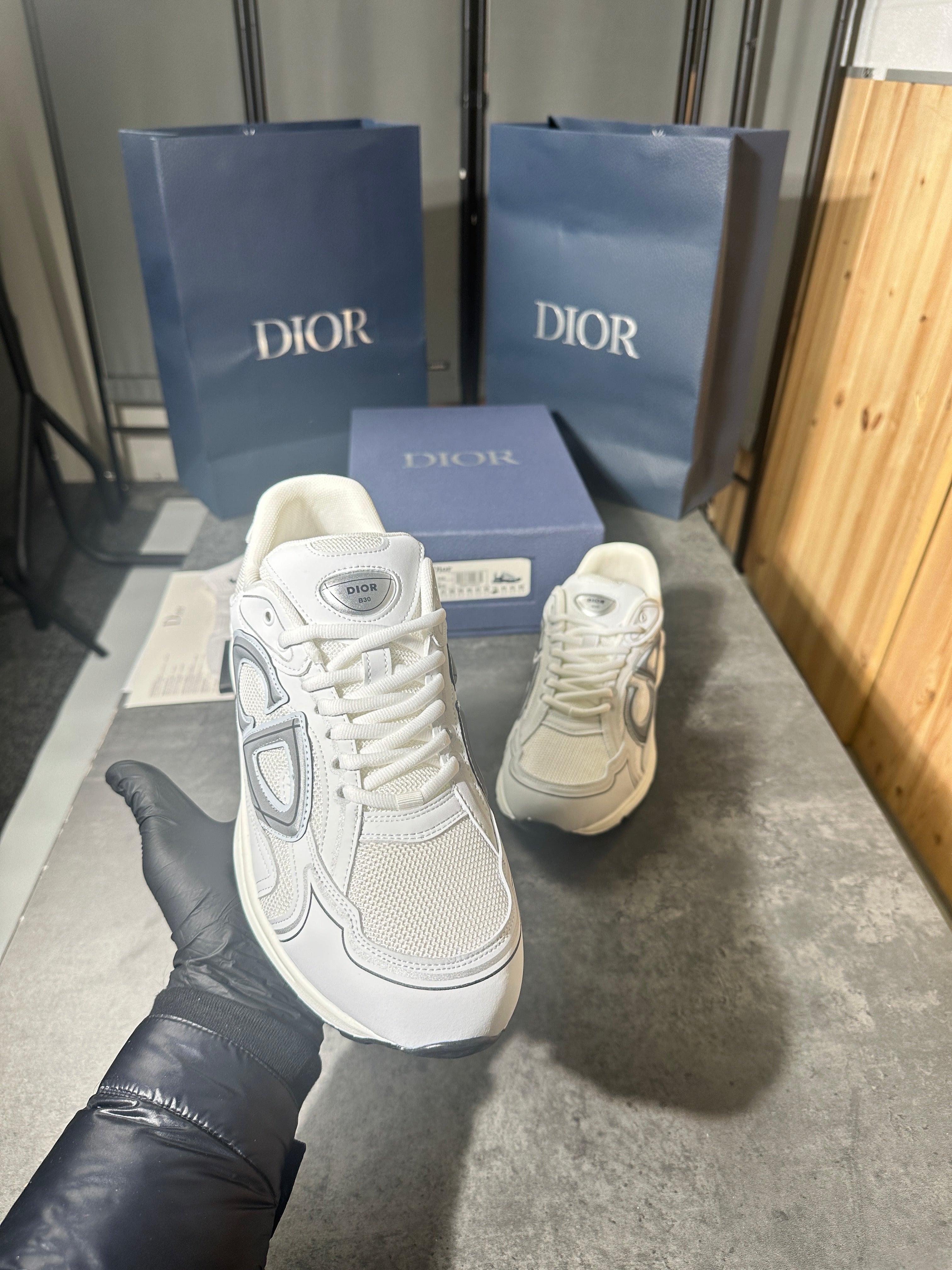 (pre-order)IOR - b30 full white