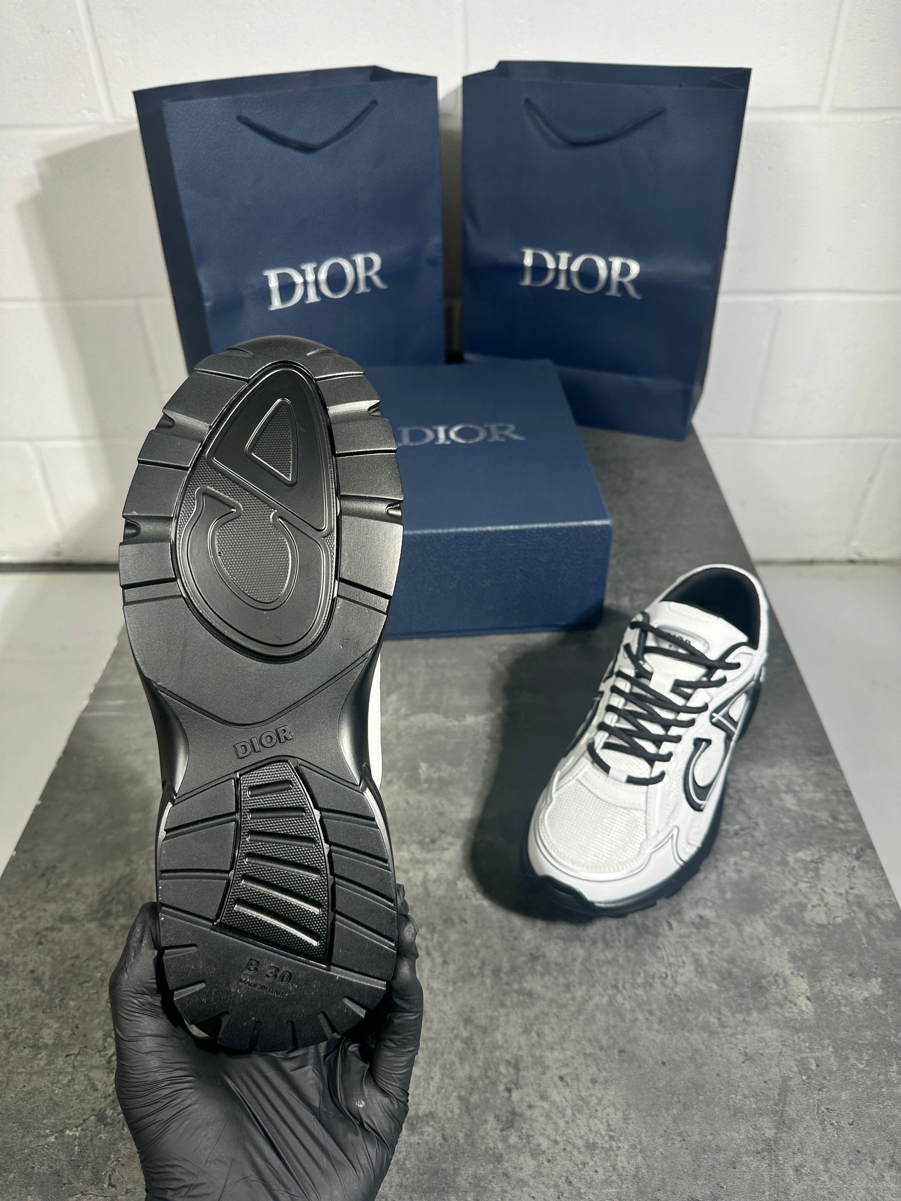 (pre-order)IOR b30 - full white black sole