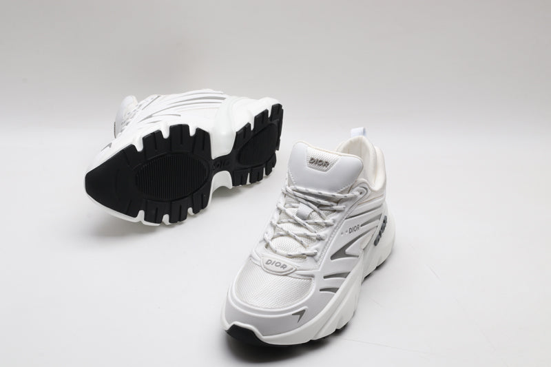 B44 WHITE (pre-order)