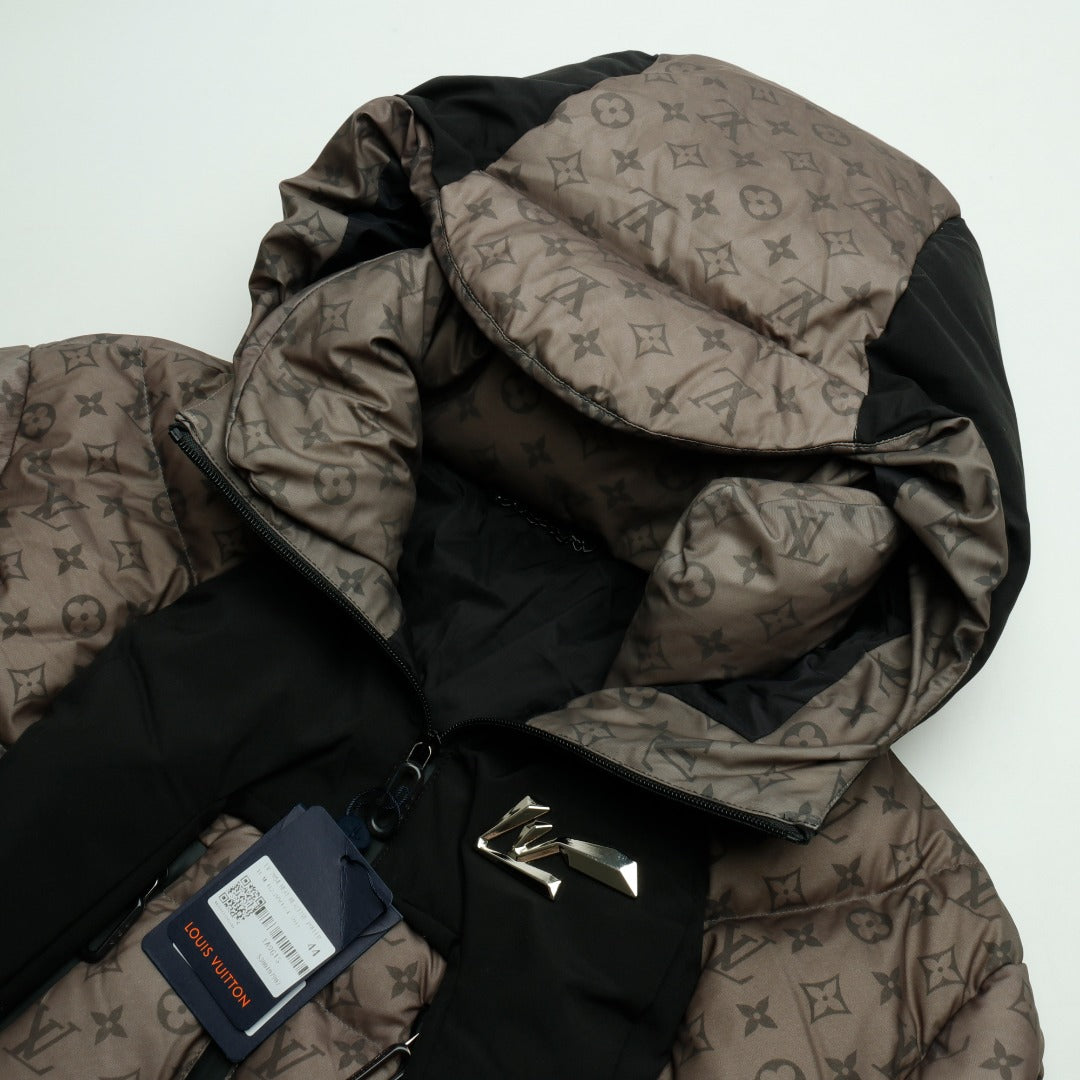 LVE JACKET (pre-order)