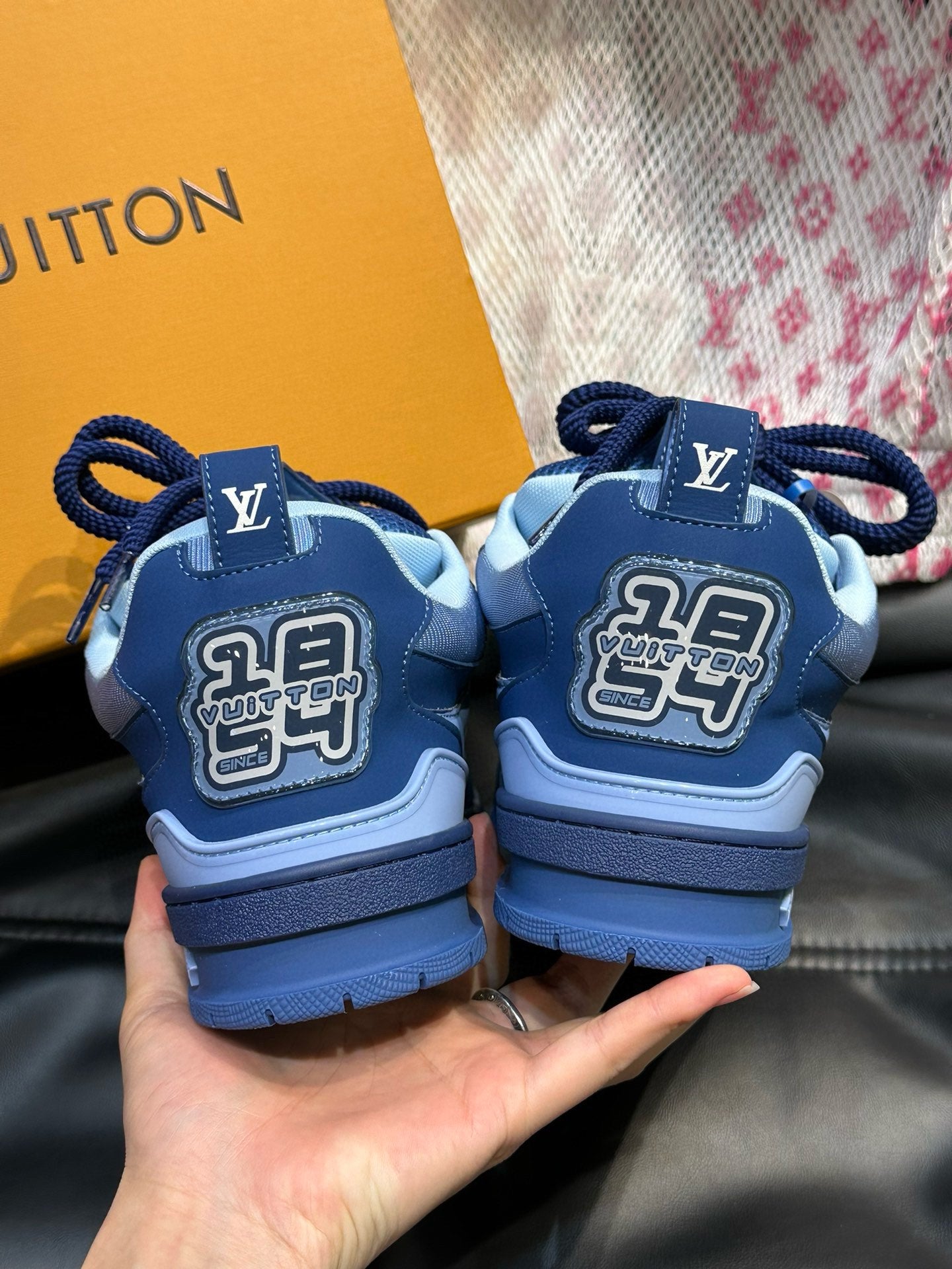 LVE SKATES BLEU (précommande)