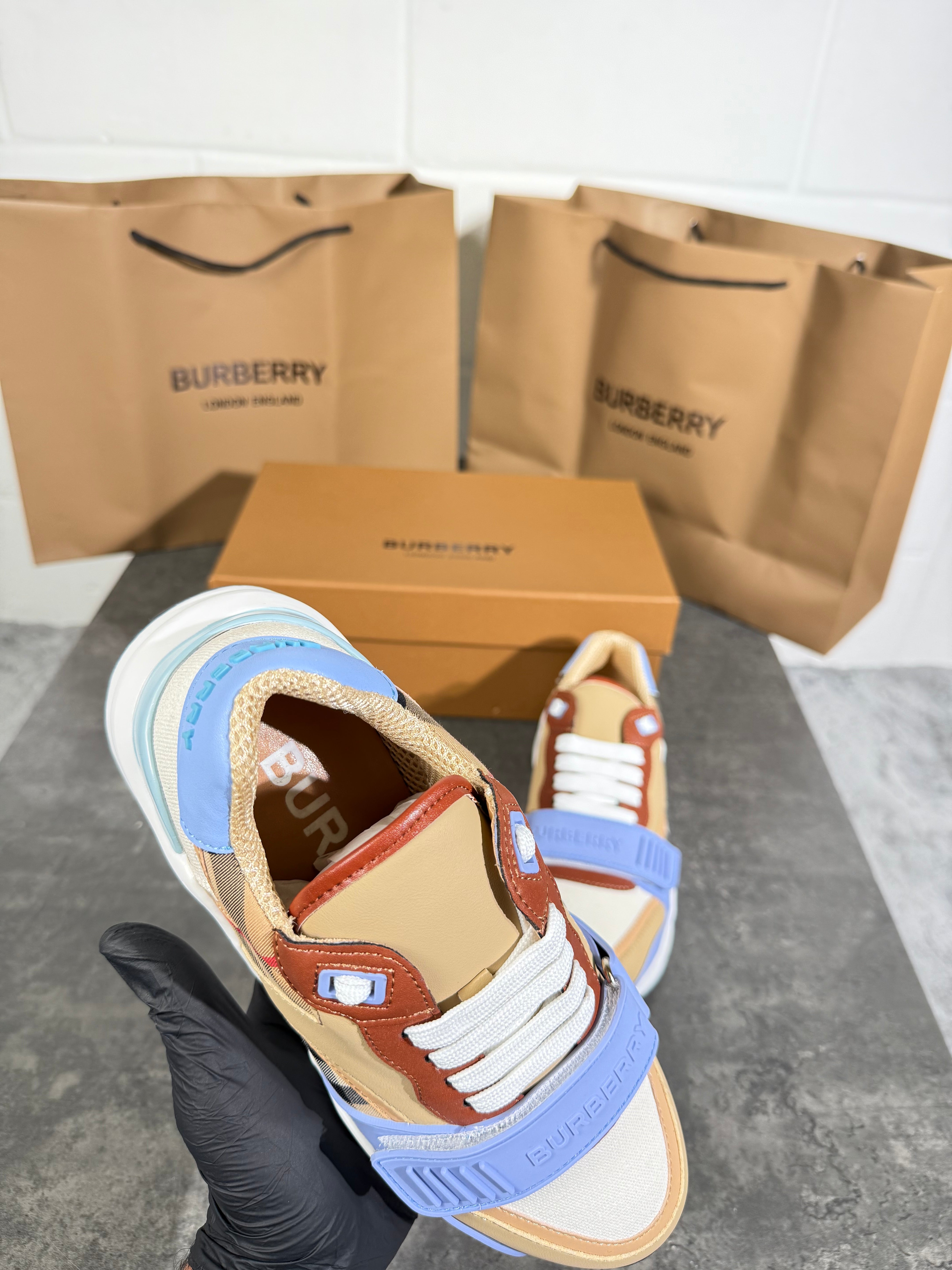BURB ladies trainers blue