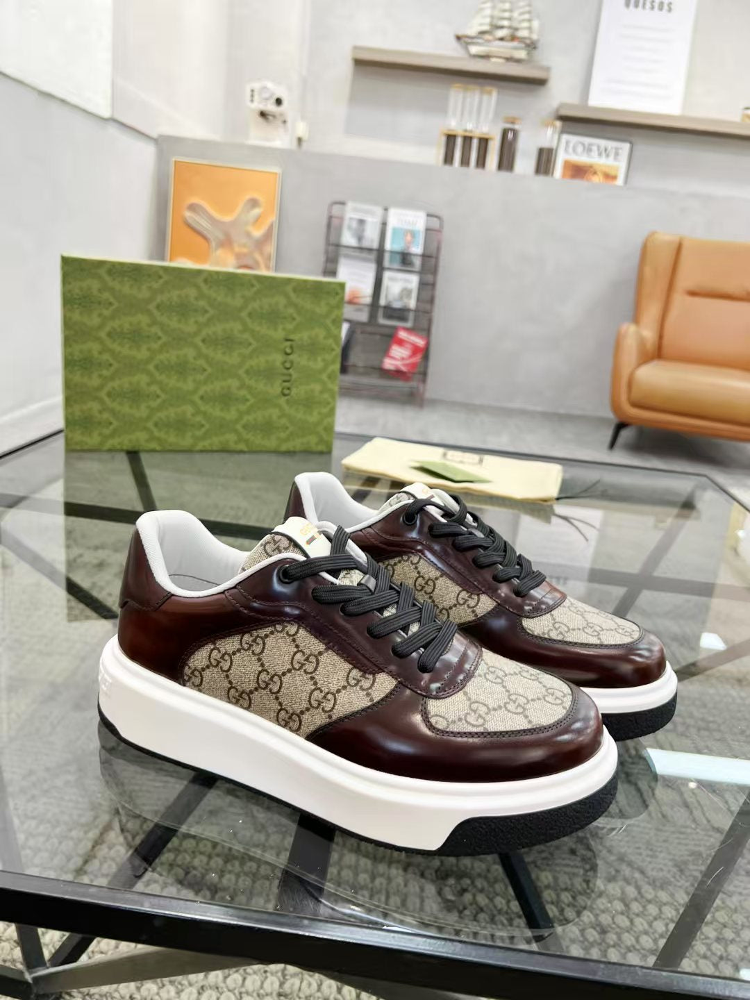 UCCI LEATHER SNEAKER (pre-order)