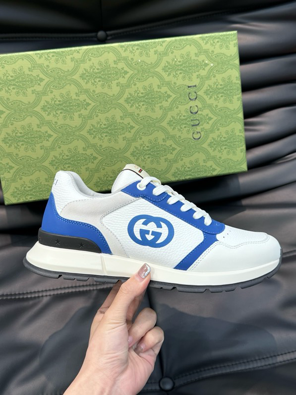 UCCI RUN AWAY (pre-order)