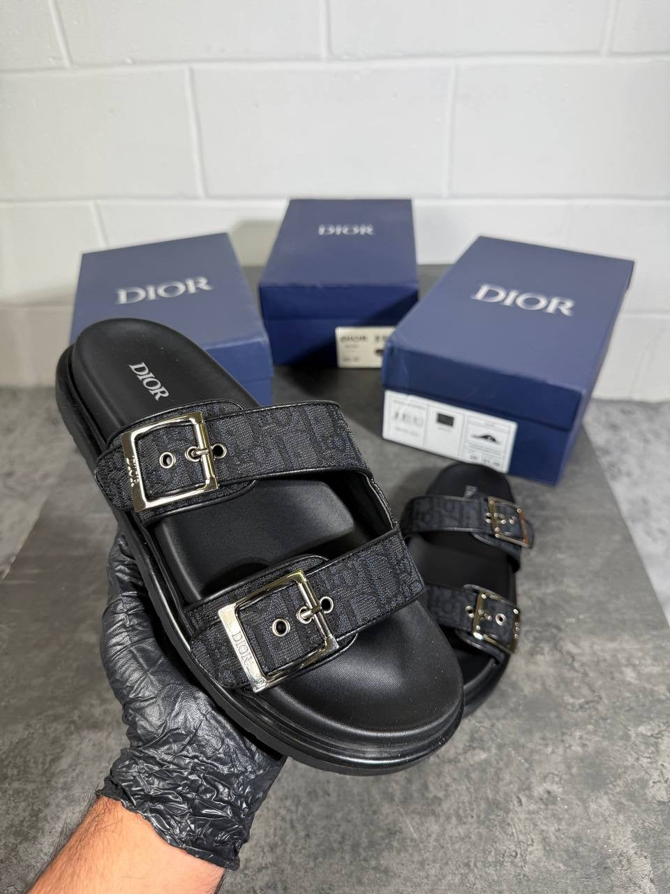 IOR AQUA SANDALS BLACK