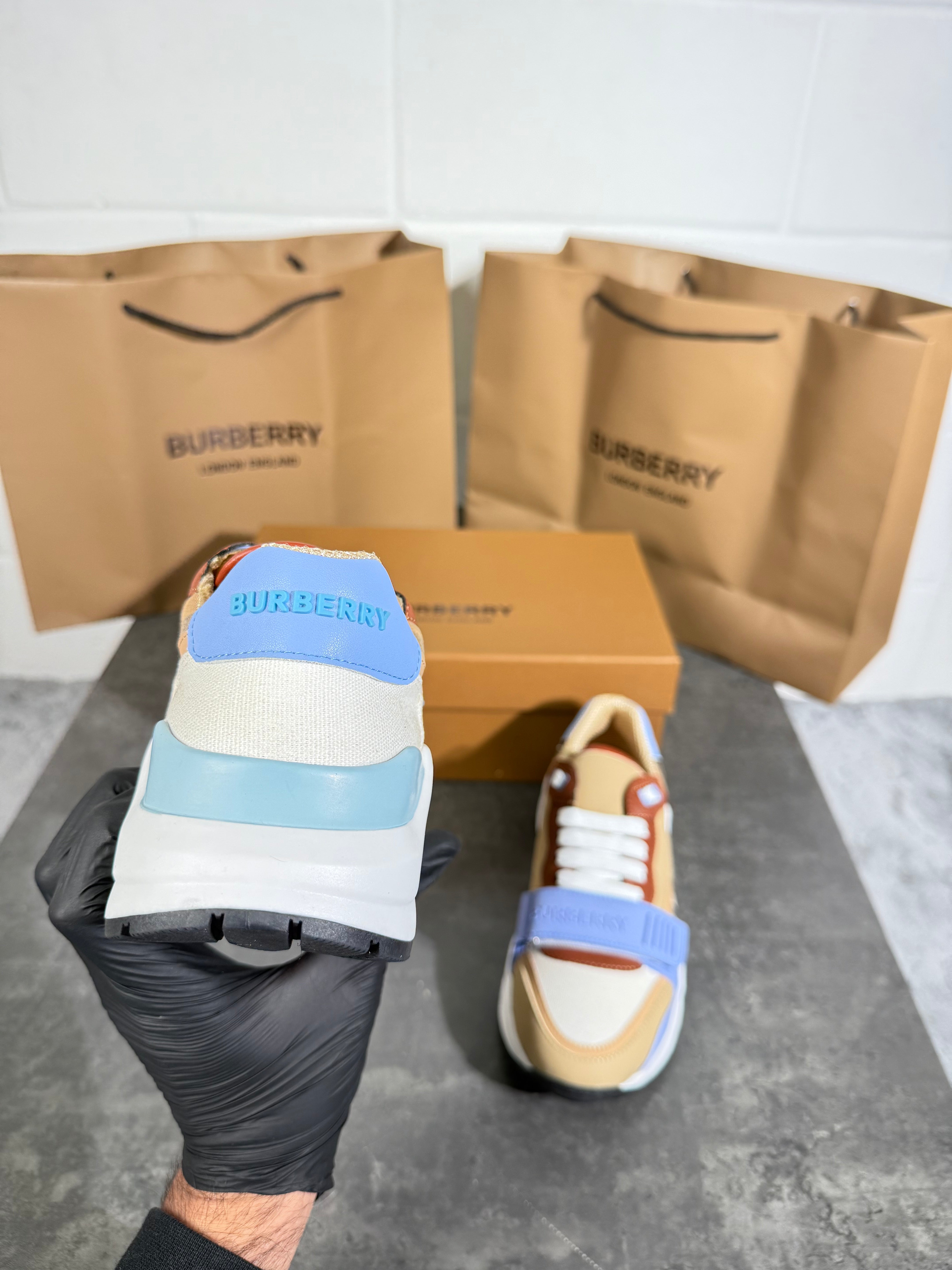 BURB ladies trainers blue