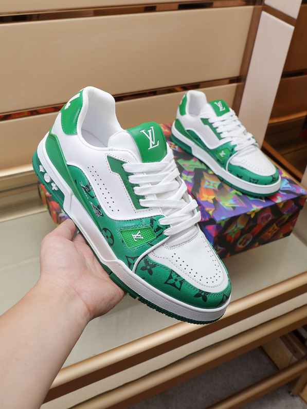 LVE GREEN & WHITE (pre-order)