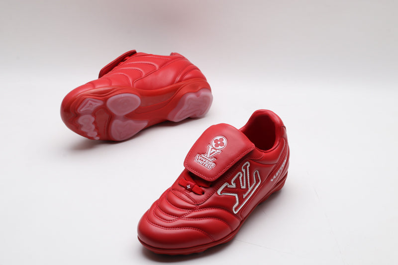 Baskets de football LVE rouges (précommande)