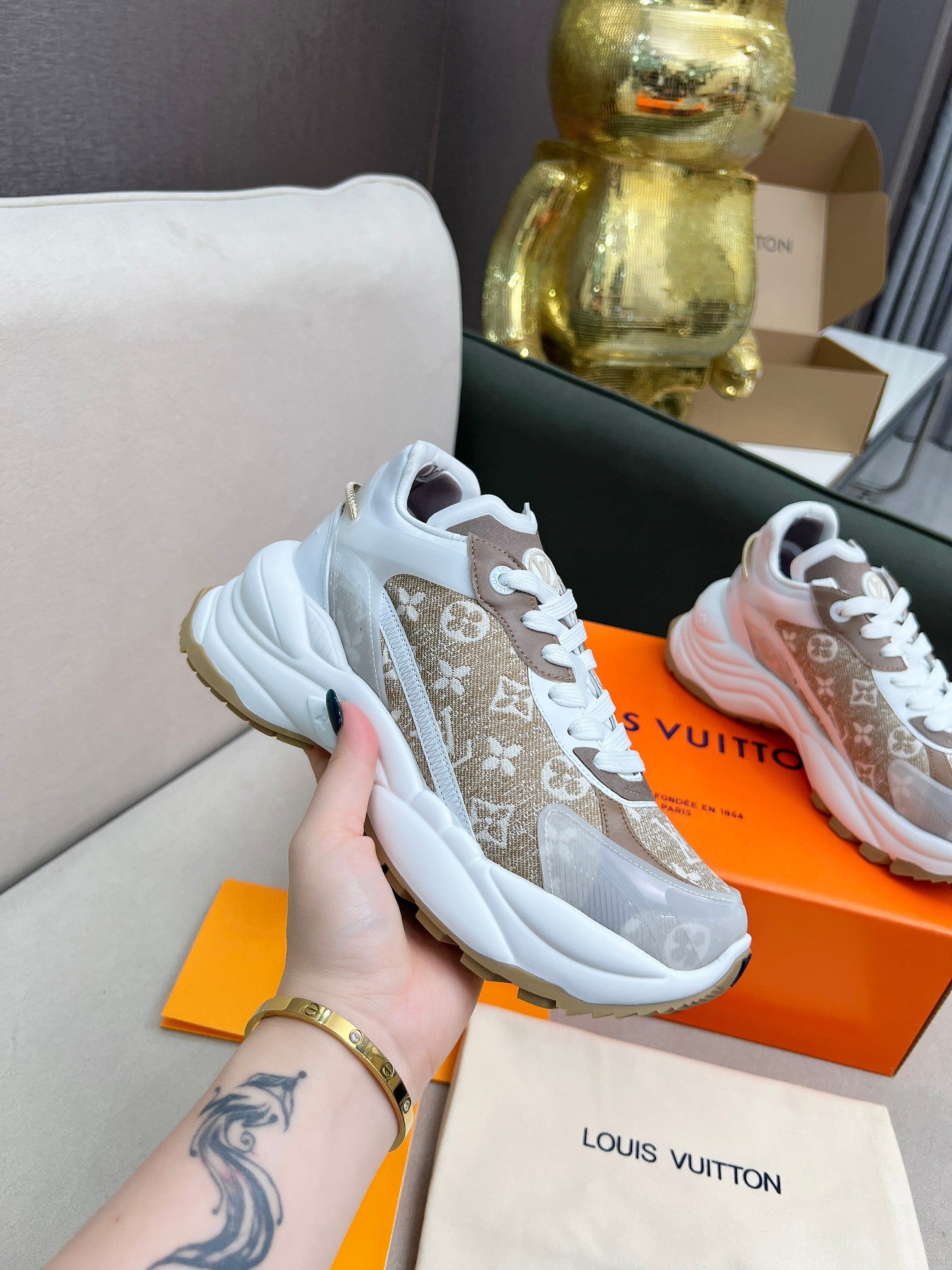 LVE LADIES TRAINERS BROWN (pre-order)