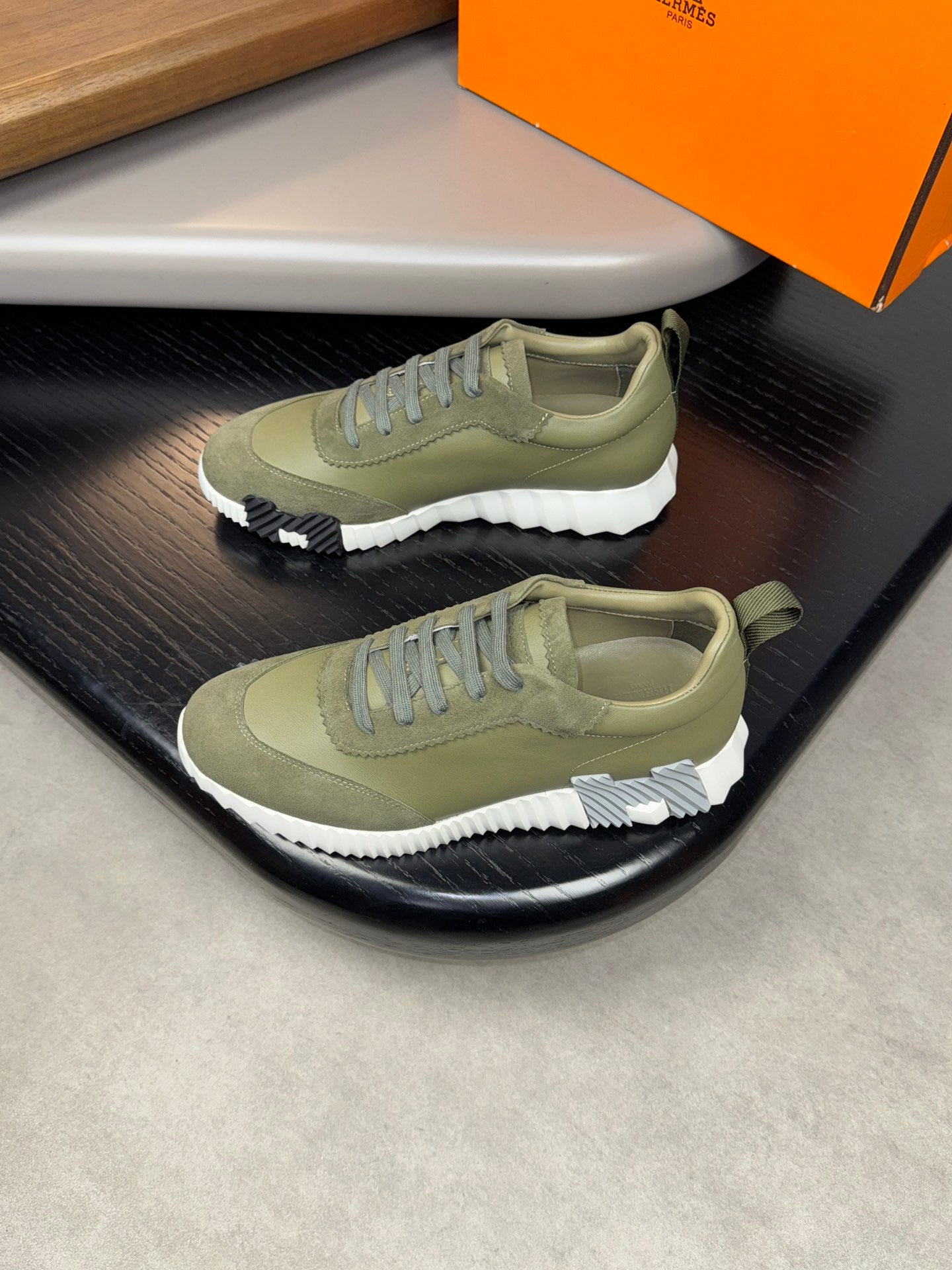 HRM BOUNCING (pre-order)