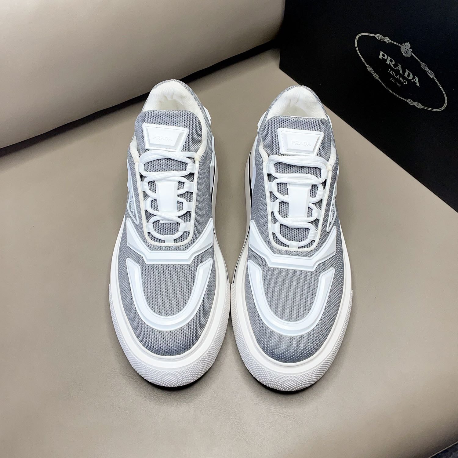 RADA SNEAKERS GREY (pre-order)