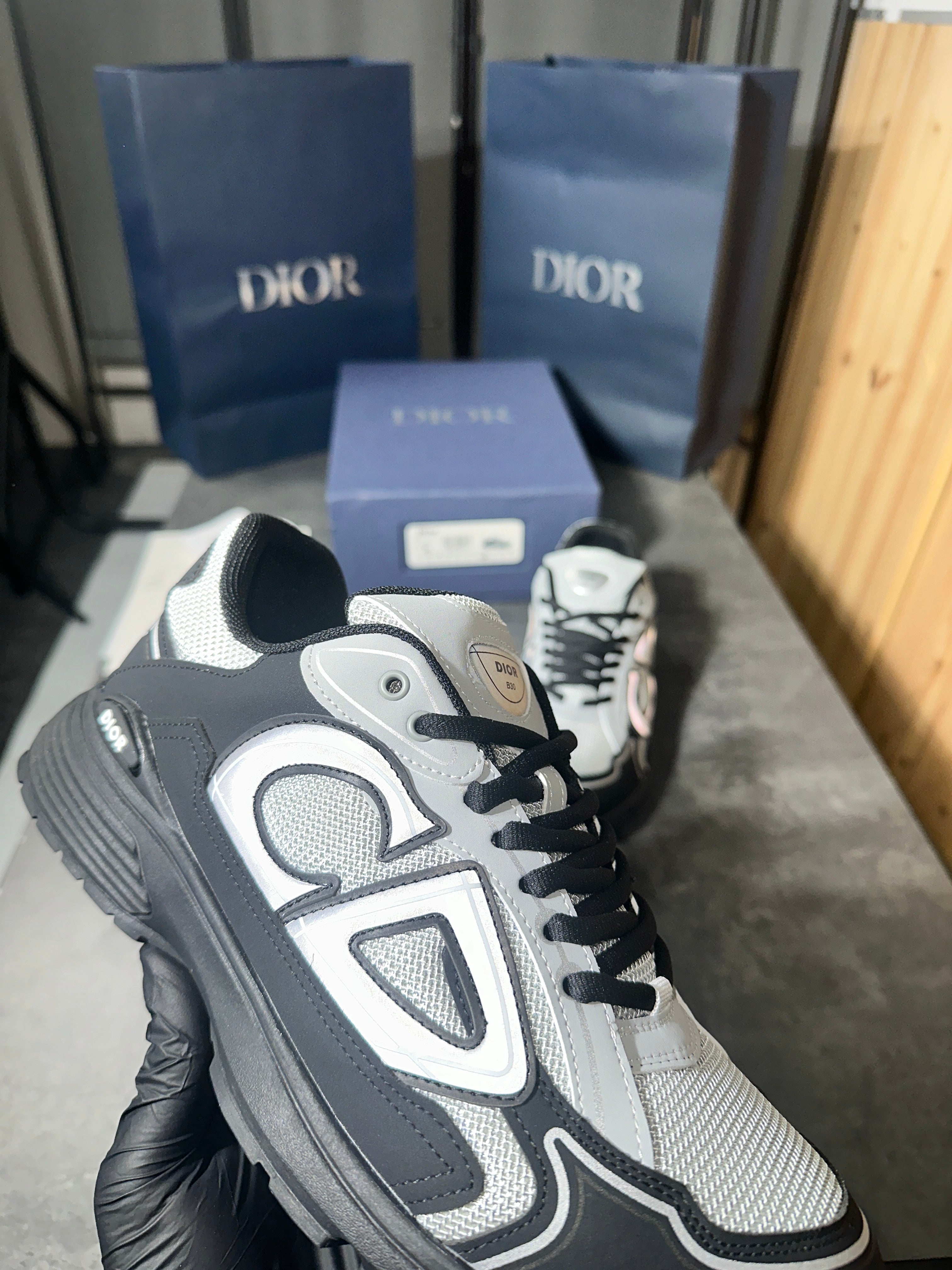 (pre-order)IOR - b30 black and grey
