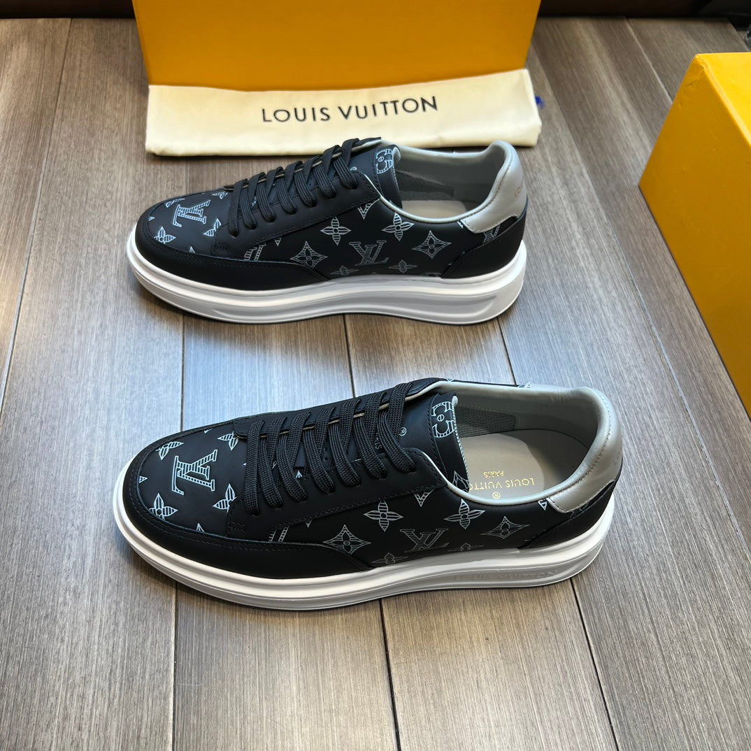 LVE SNEAKER (pre-order)