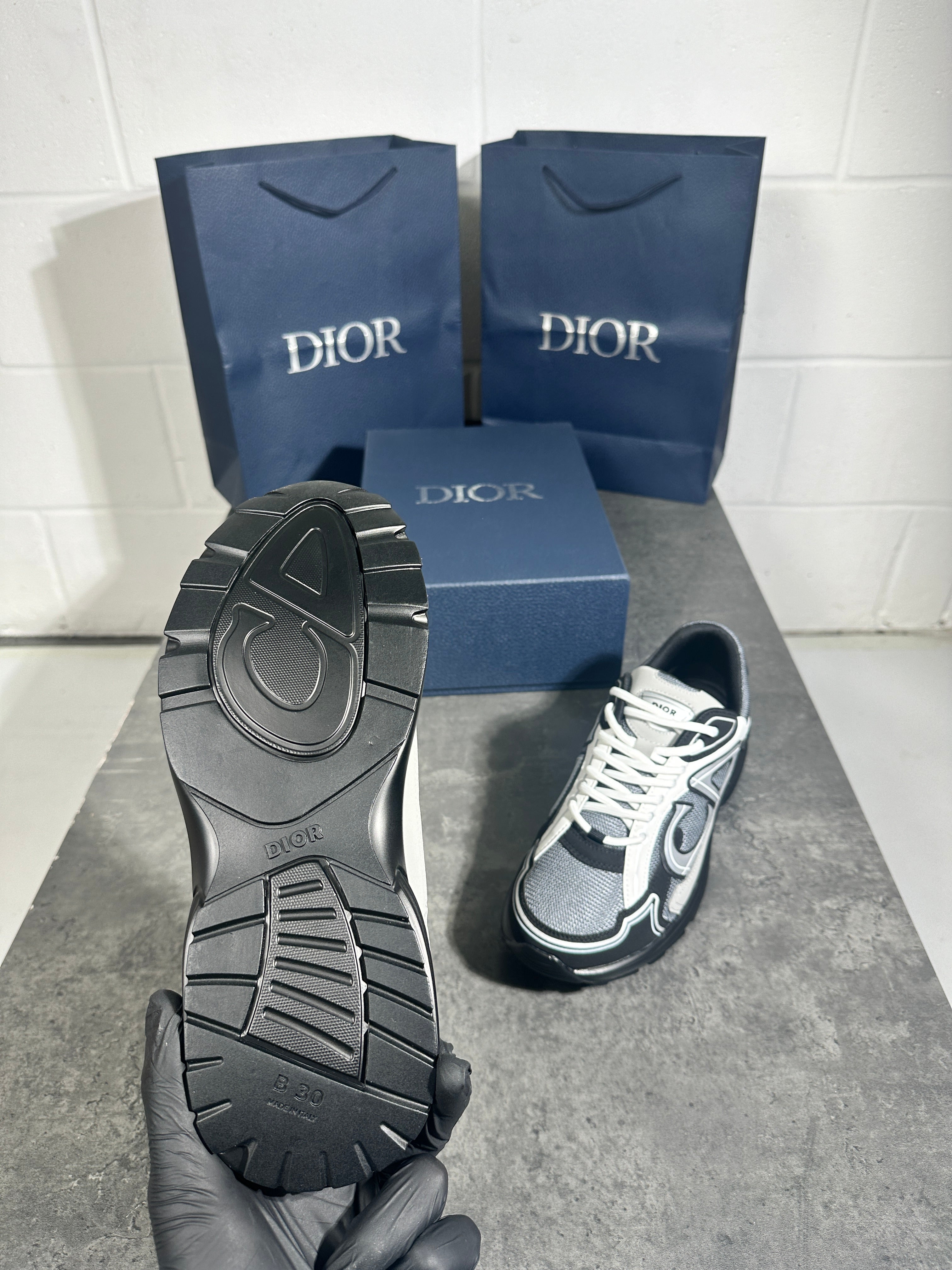 (pre-order)IOR b30 - grey n black