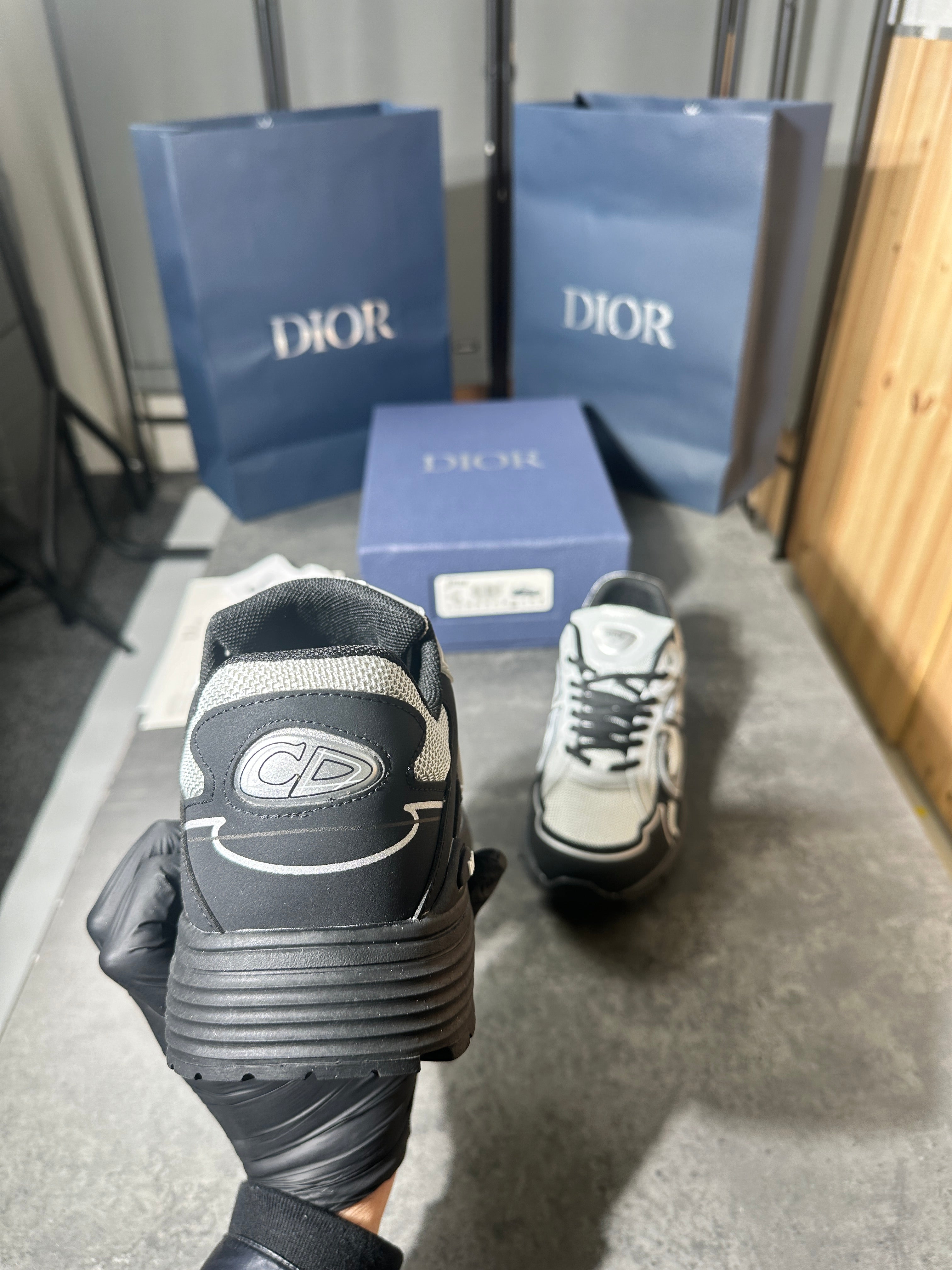 (pre-order)IOR - b30 black and grey