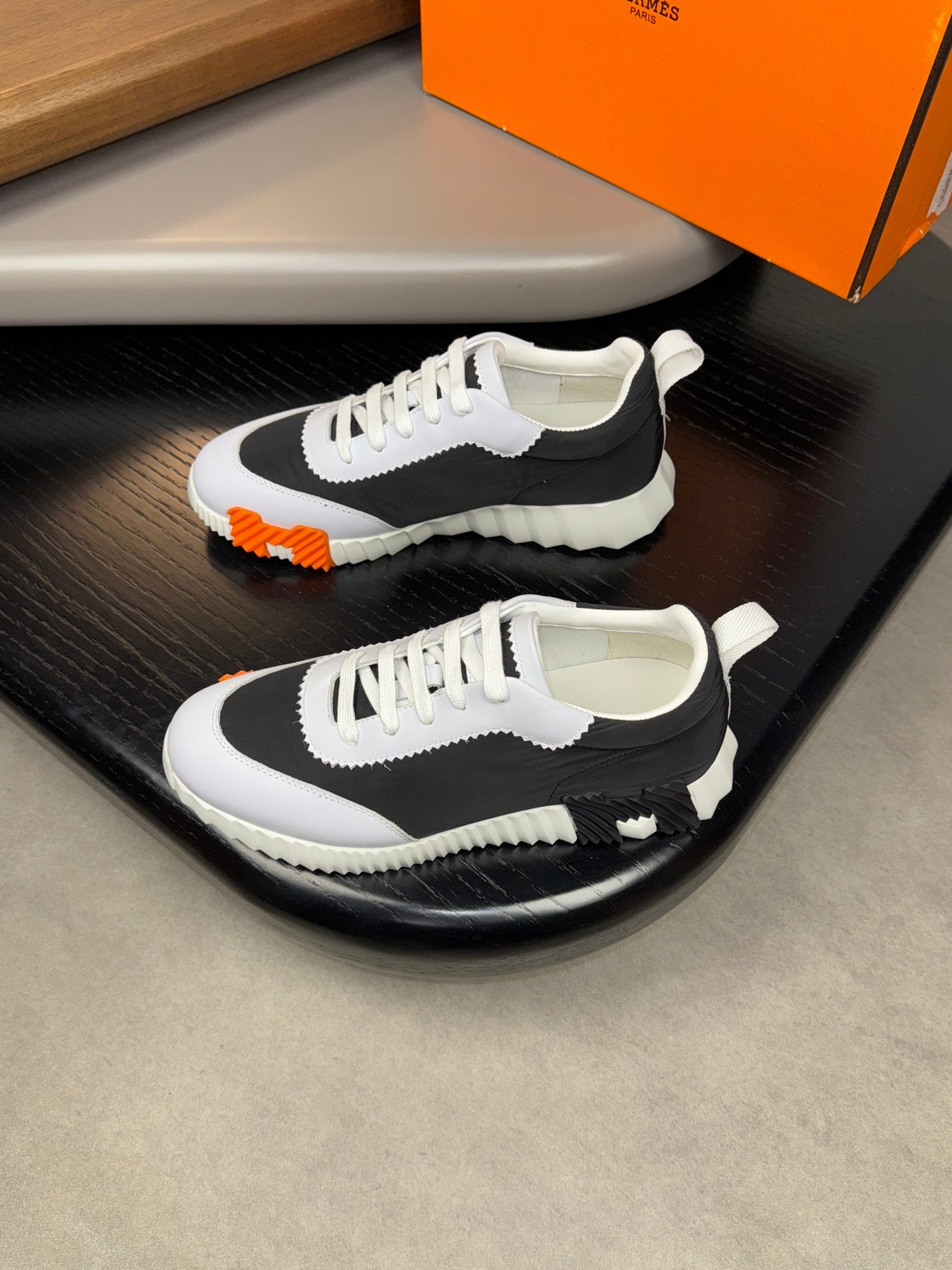 HRM BOUNCING (pre-order)
