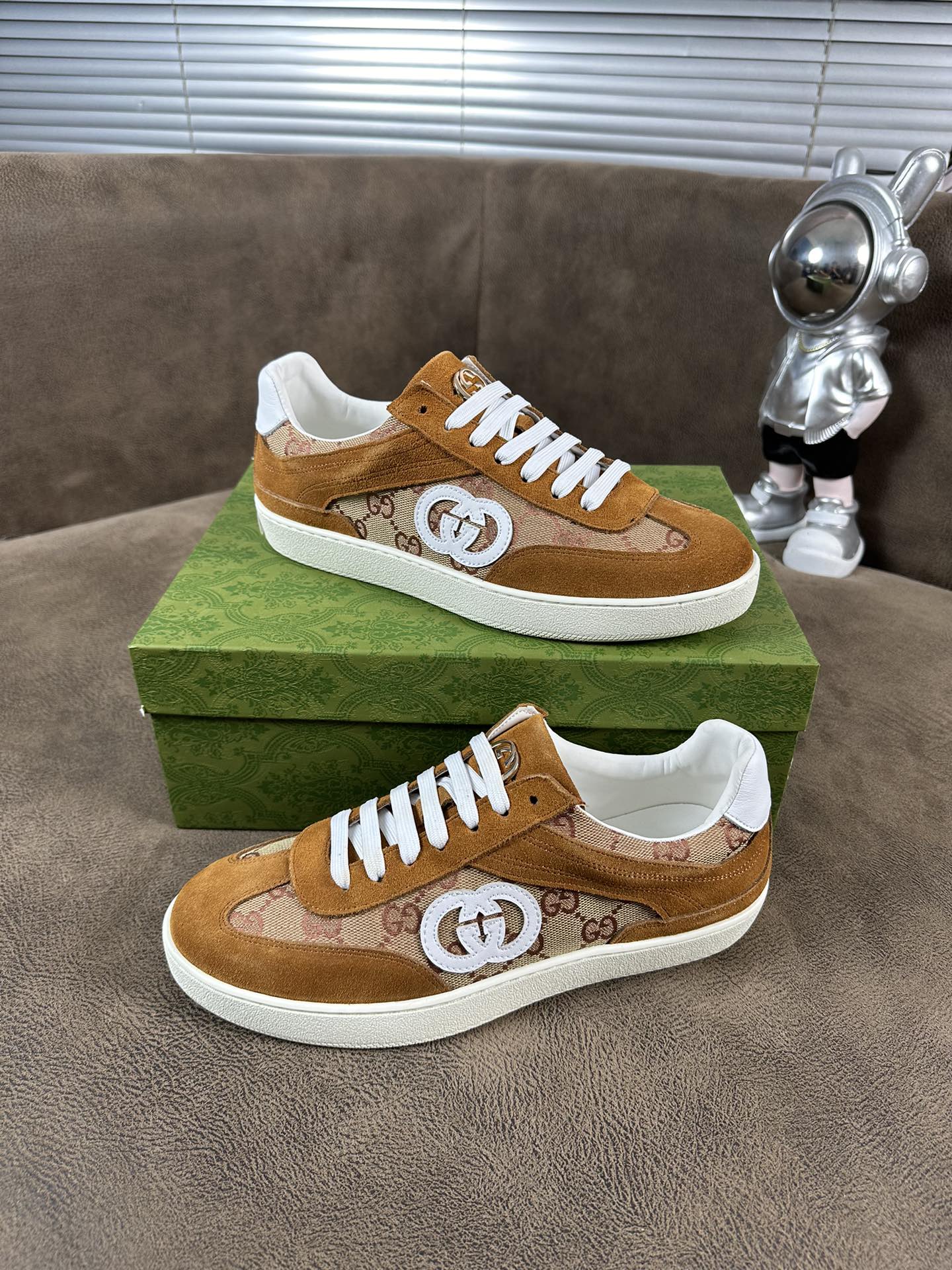 UCCI SNEAKERS CLASSIC (pre-order)