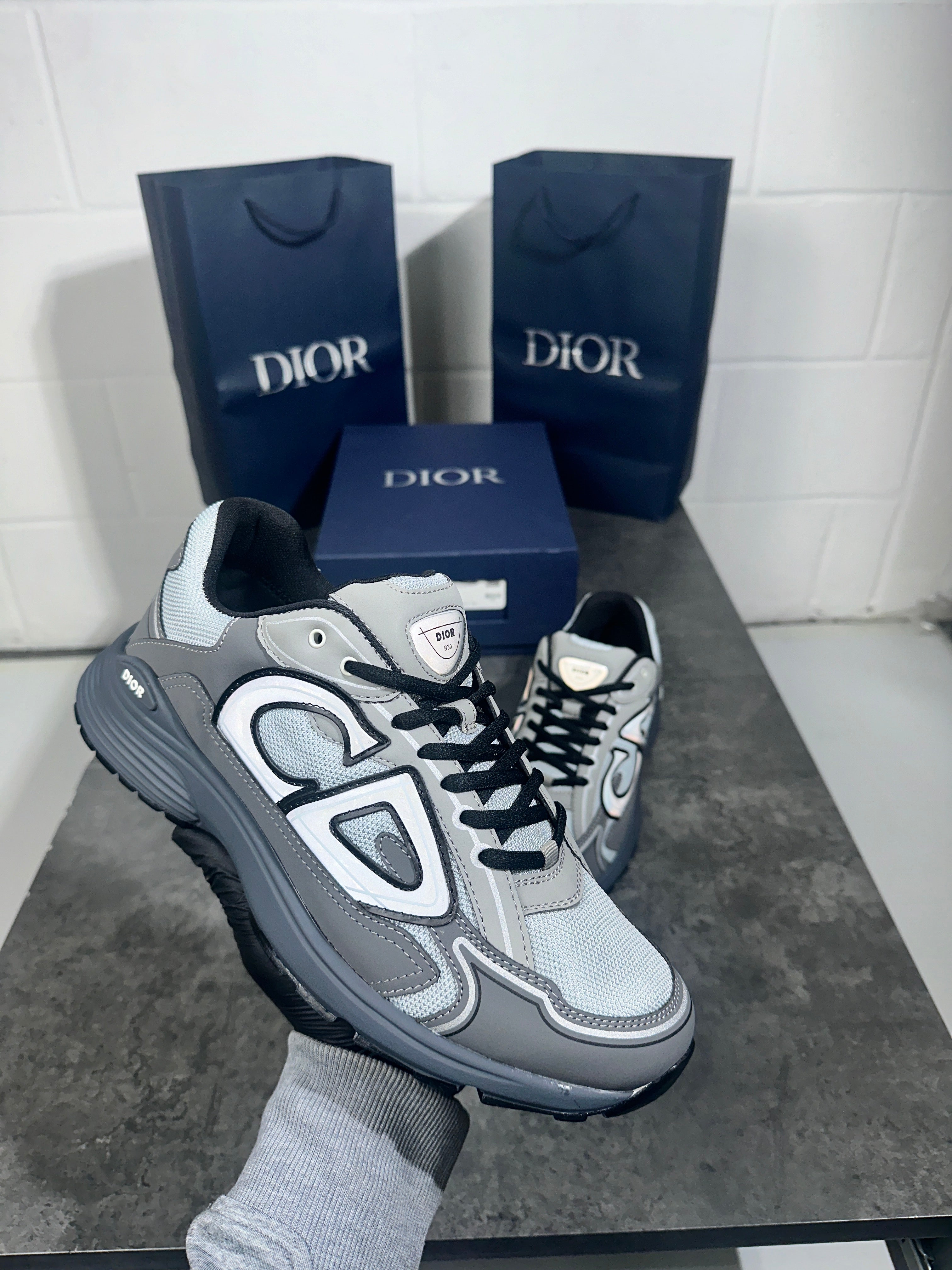 (pre-order)IOR - b30 grey and brown