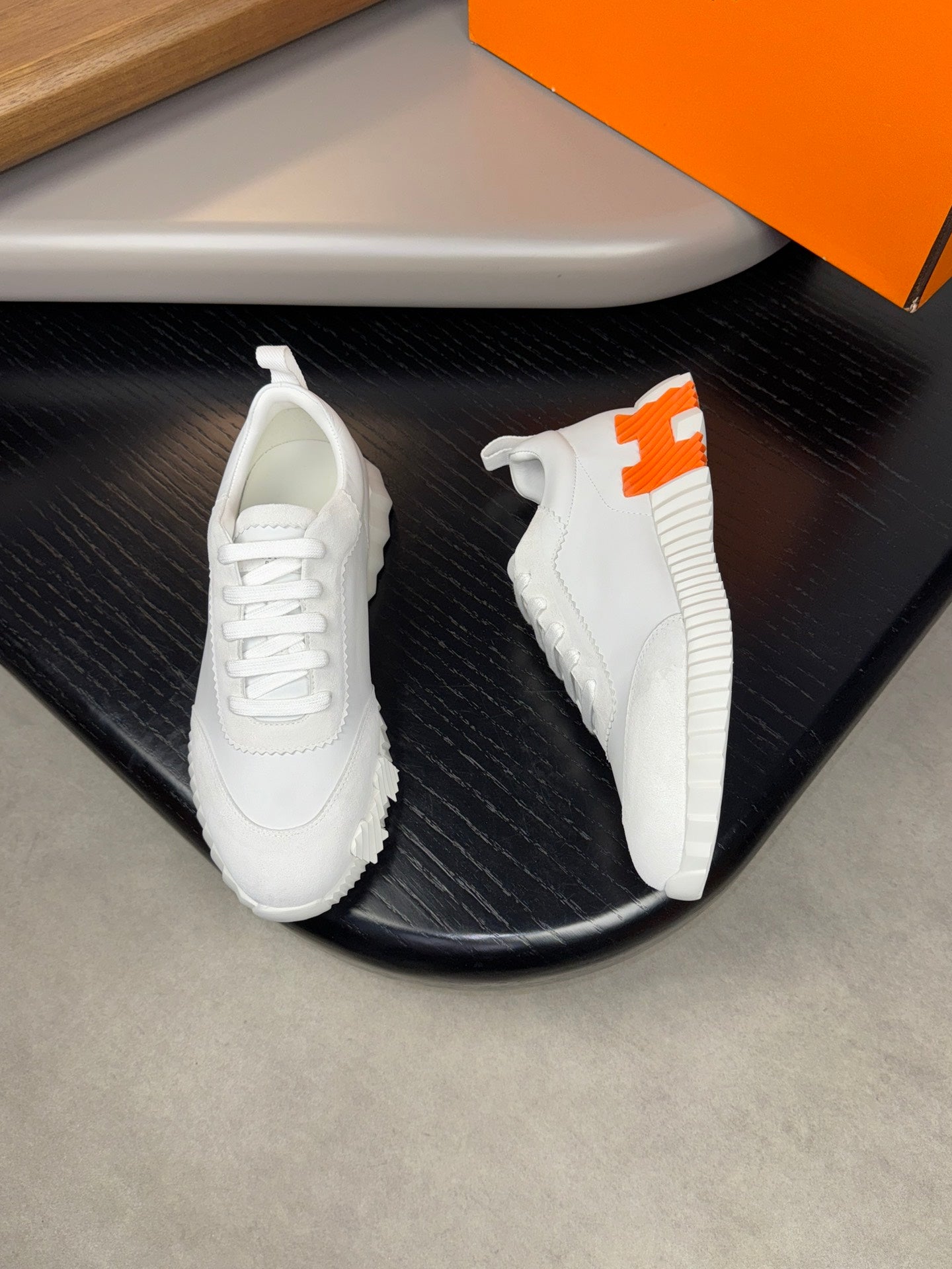 HRM BOUNCING (pre-order)