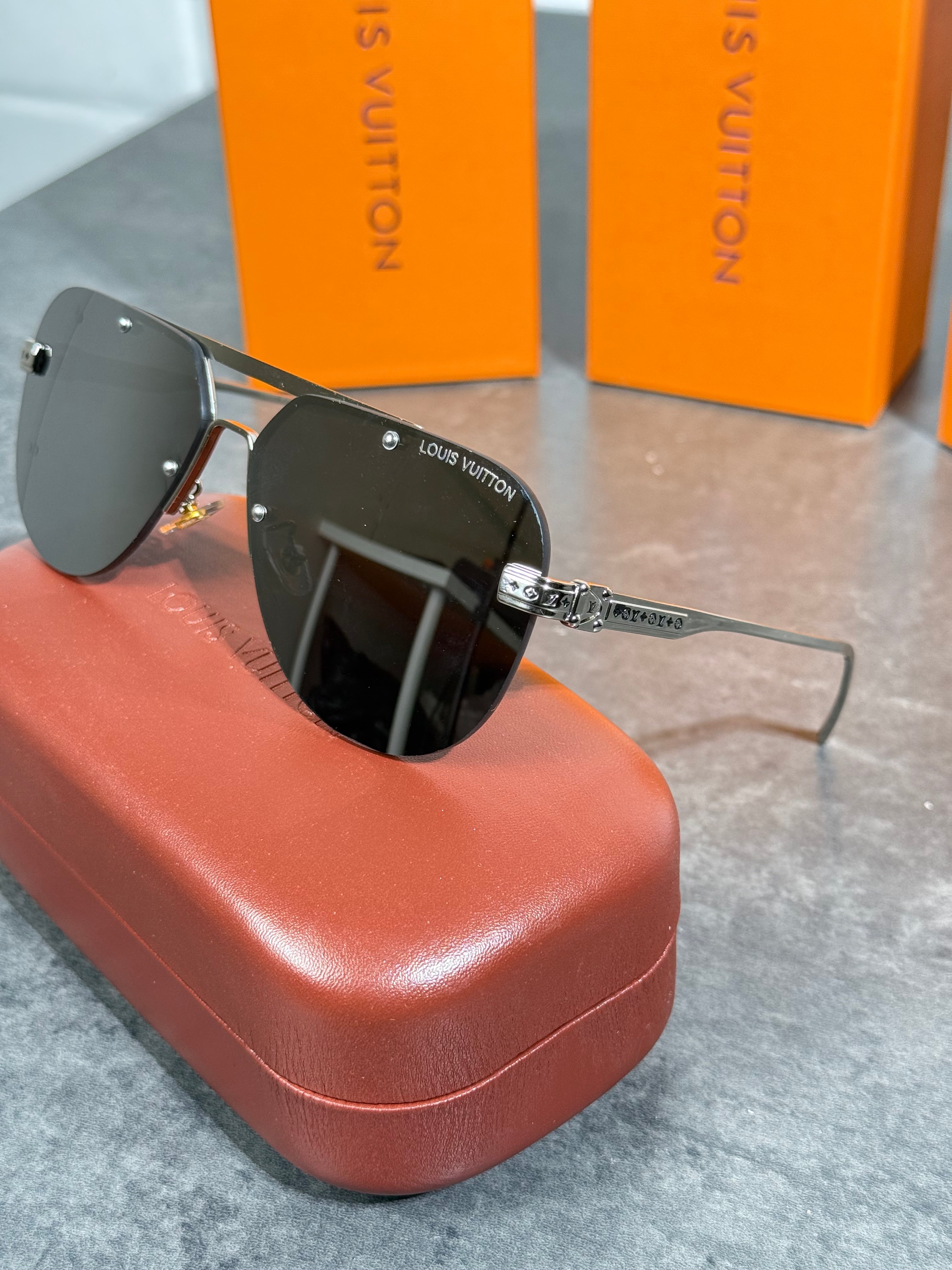 LBE GLASSES GREY