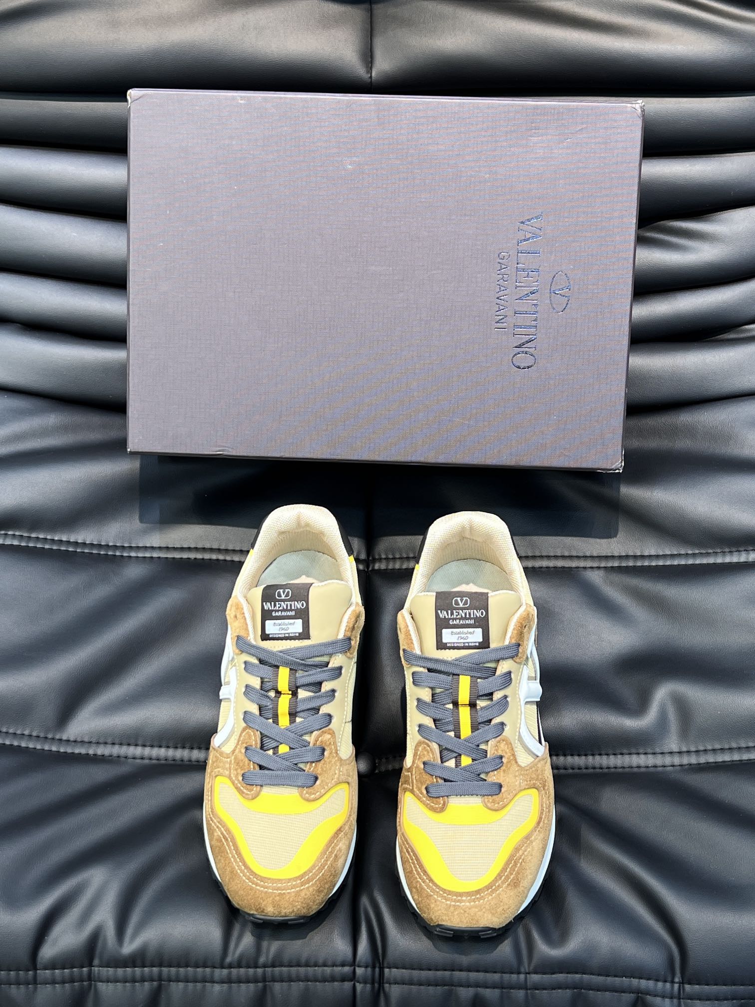 VLT SNEAKERS BRONZE (pre-order)