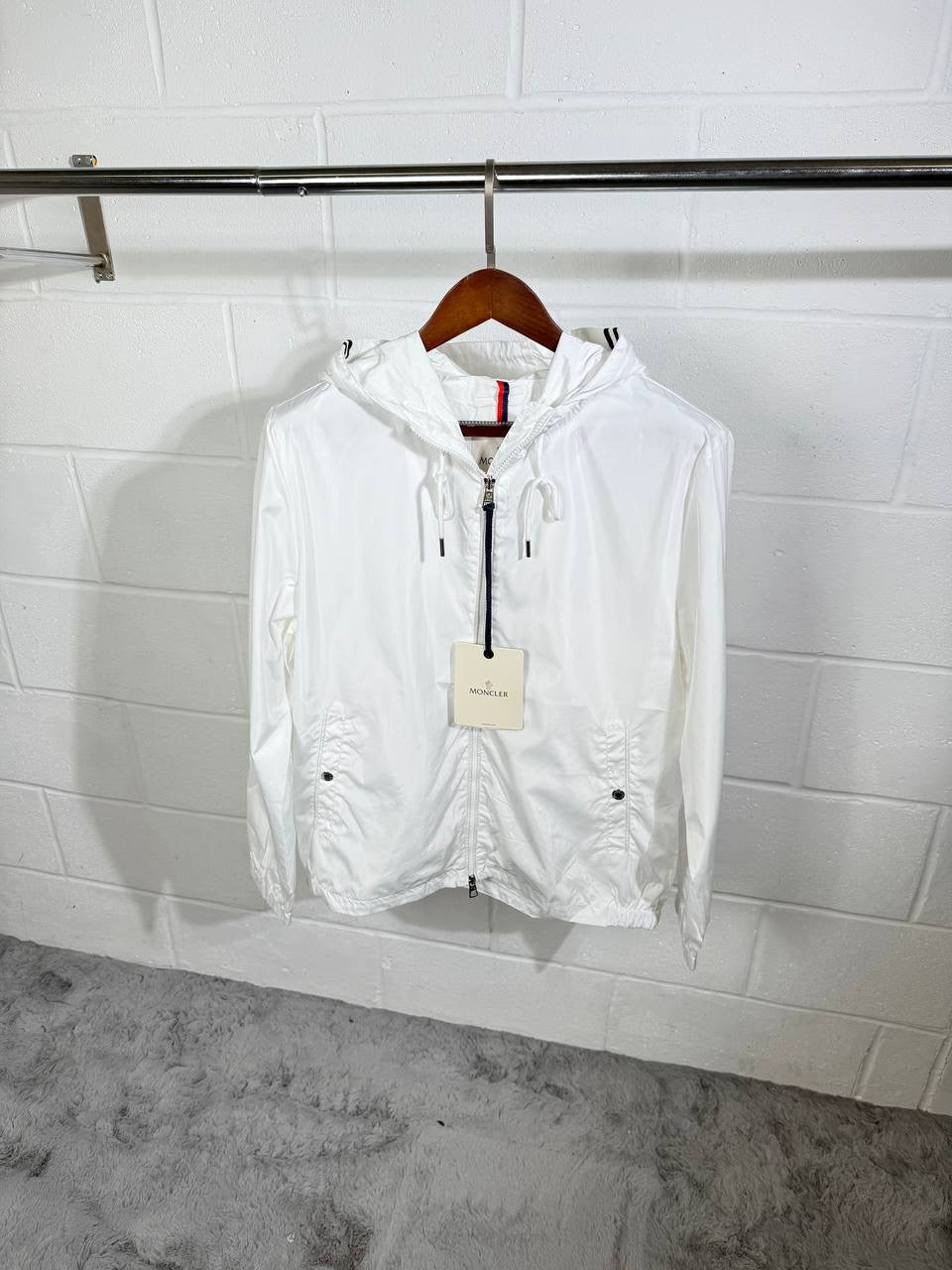 MNCLR WINDBREAKER WHITE