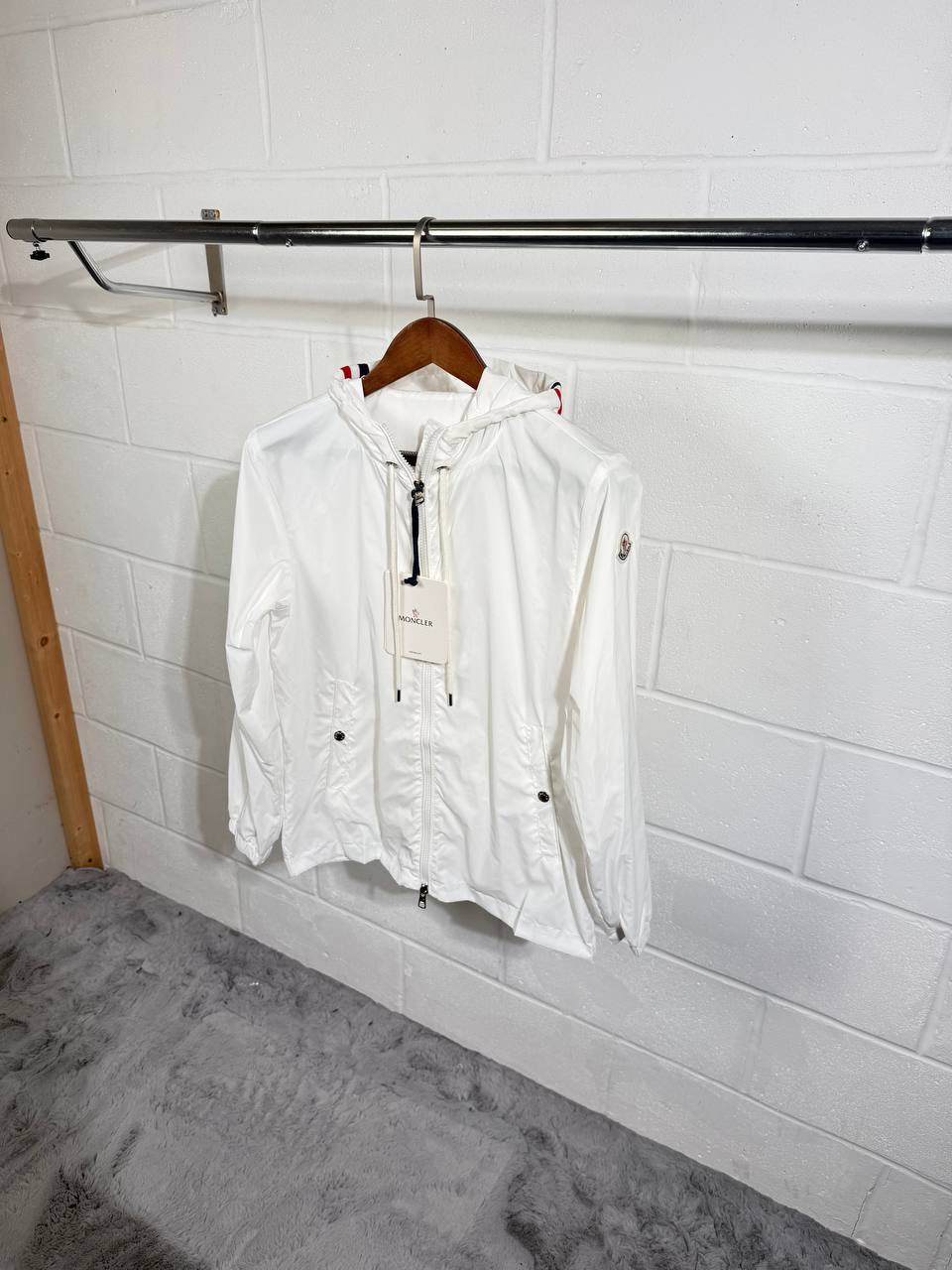 MNCLR WINDBREAKER WHITE