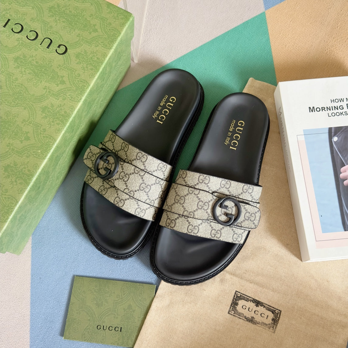 UCCI SLIDERS MEN (pre-order)