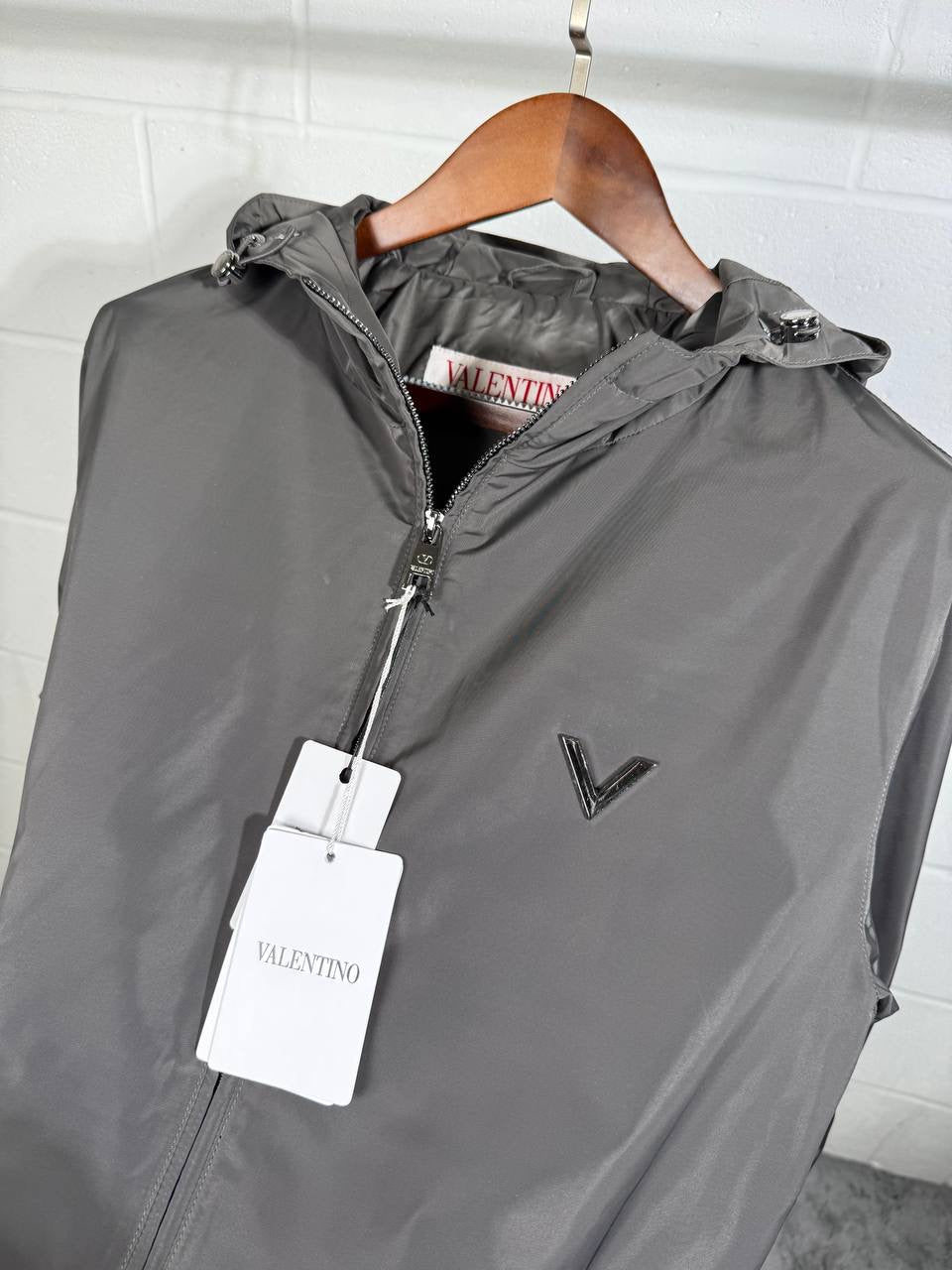 VLTN WINDBREAKER GREY