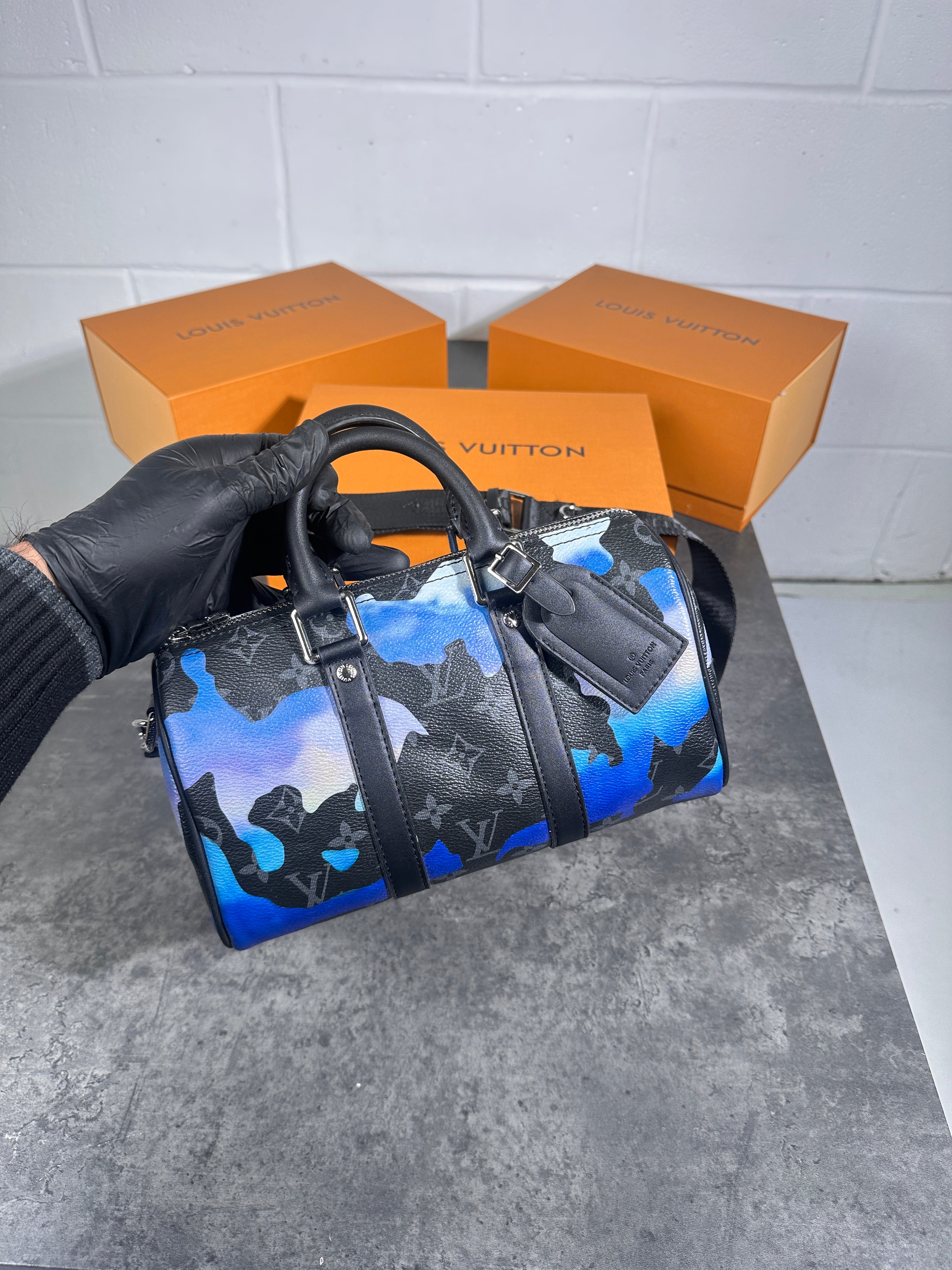 Lv hold all mini