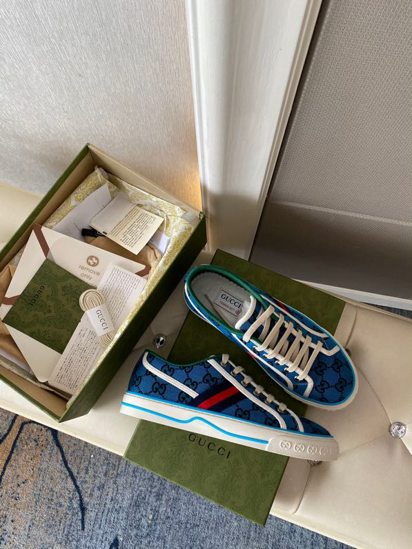 UCCI SNEAKER (pre-order)