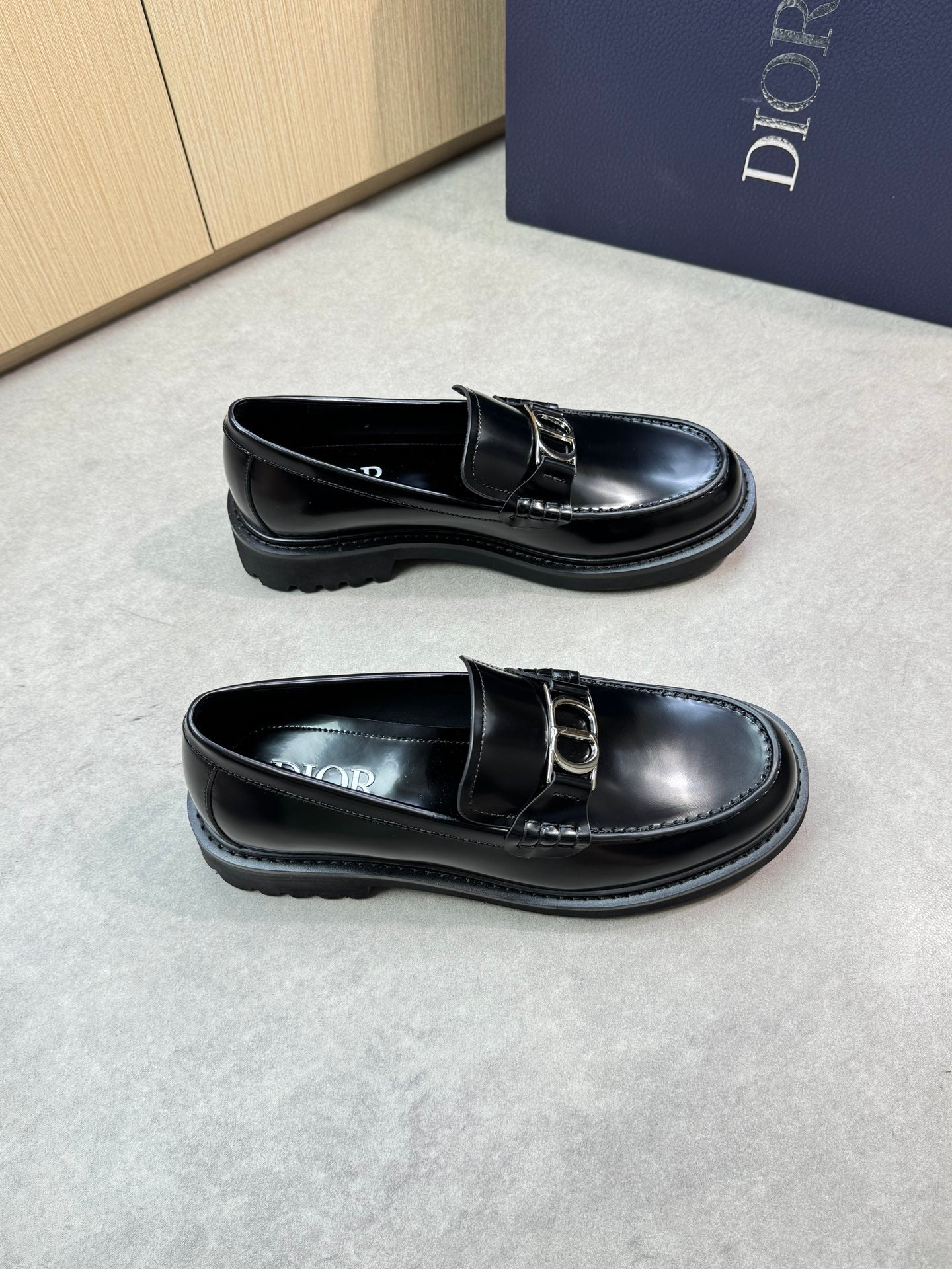 CD LOAFERS (pre-order)