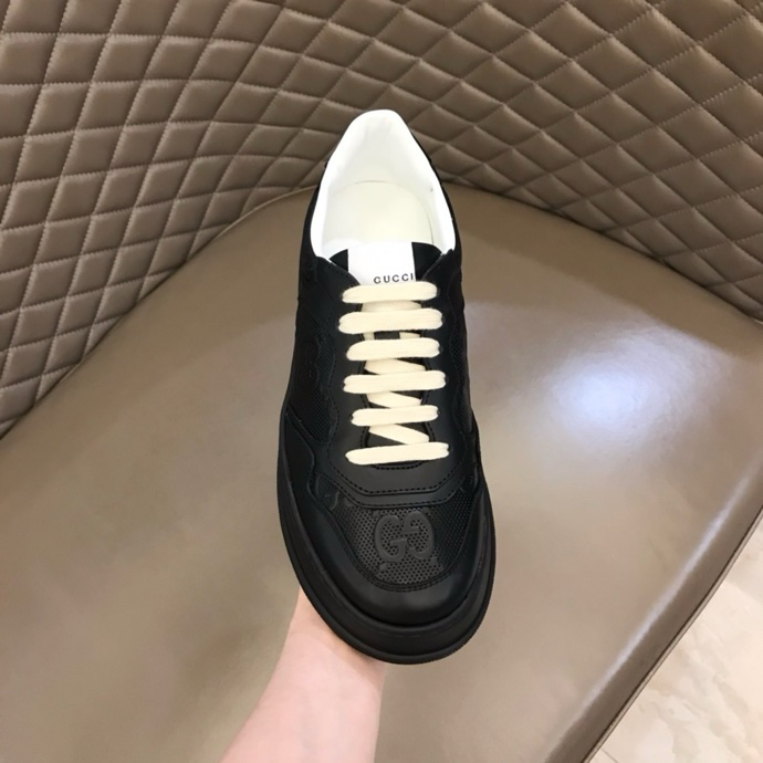 UCCI SNEAKER (pre-order)