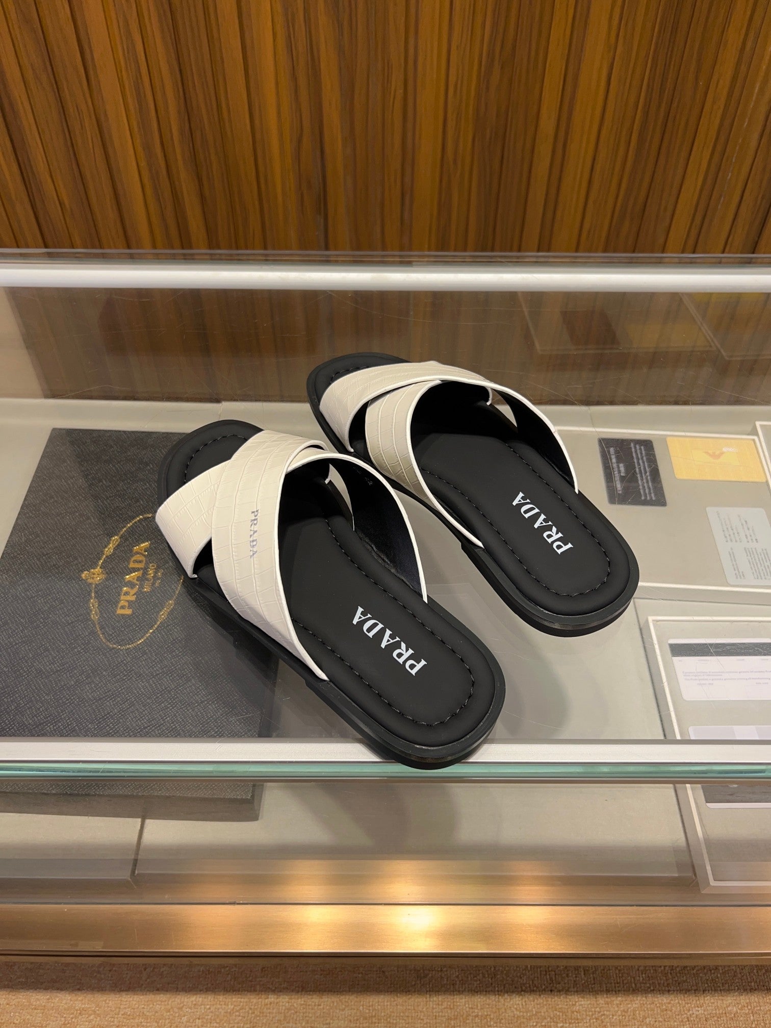 RADA SLIDERS MEN (pre-order)