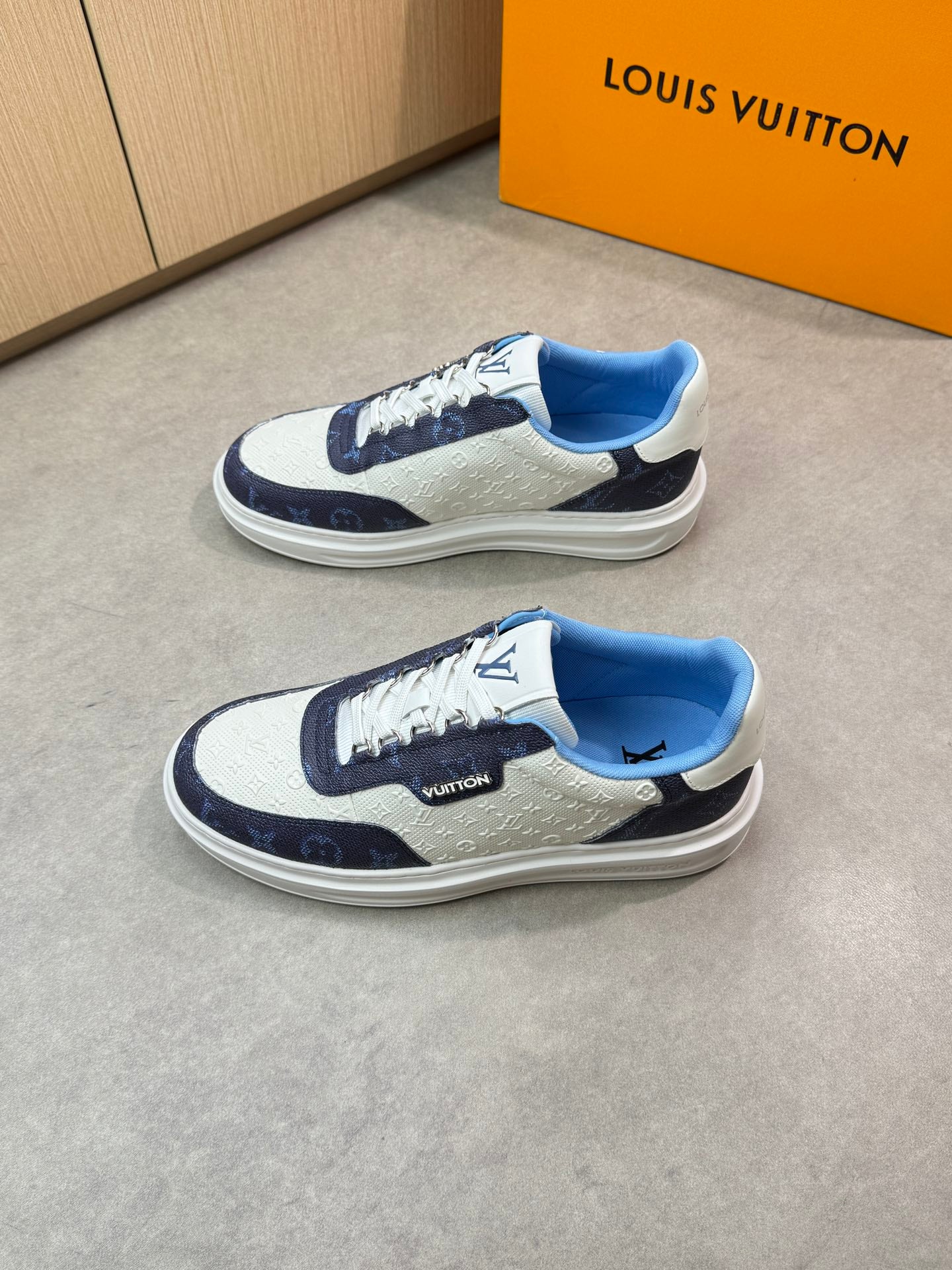LVE SNEAKER (pre-order)