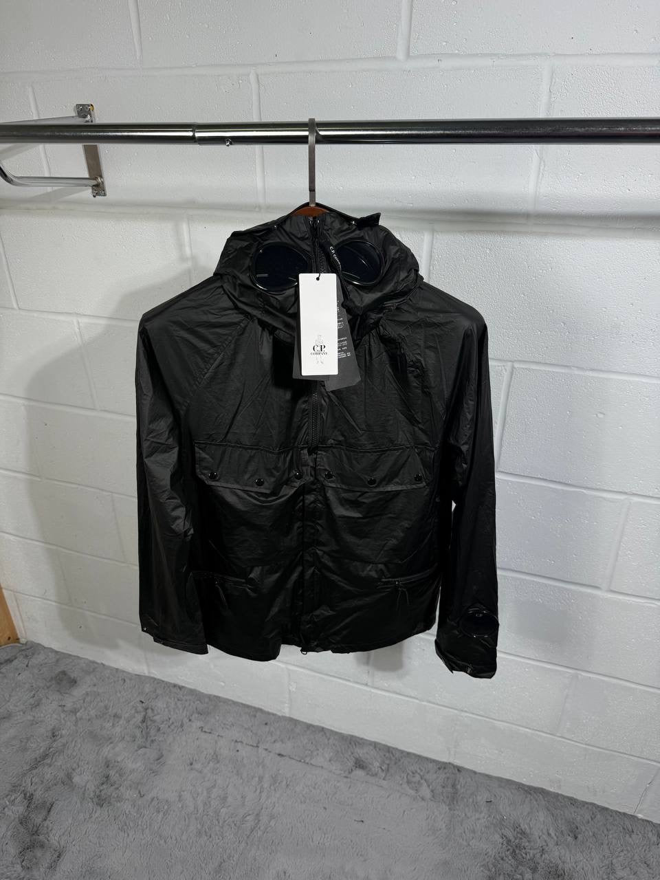 CP NYBER JACKET BLACK