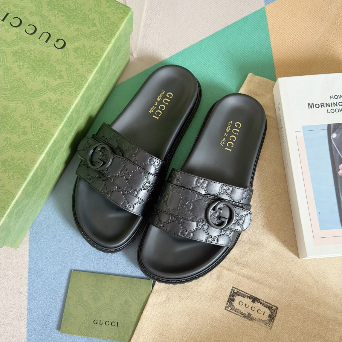 UCCI SLIDERS MEN (pre-order)