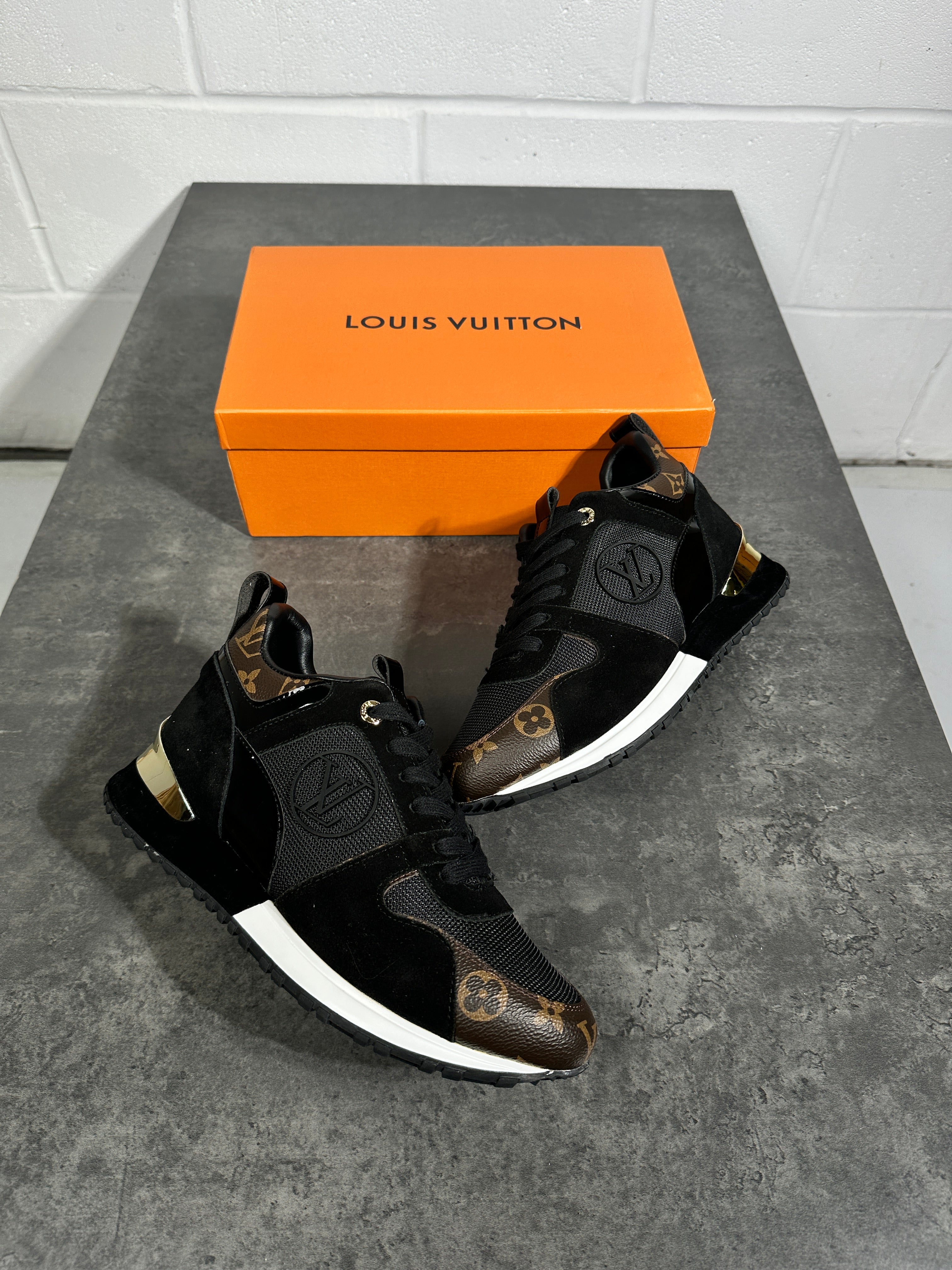 Lv - baskets Runaway