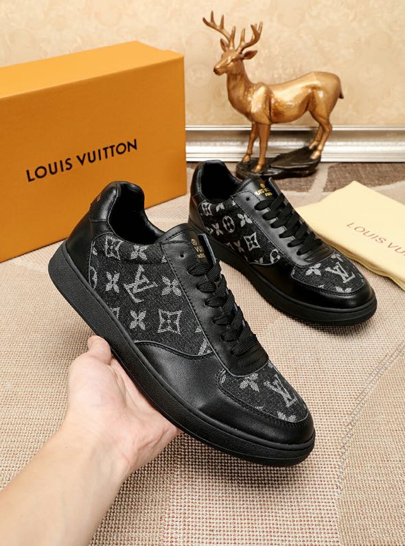 LVE SNEAKER (pre-order)