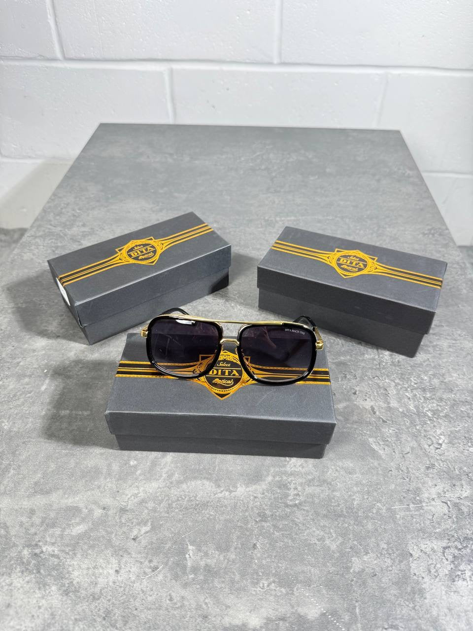 DIT SUNGLASSES
