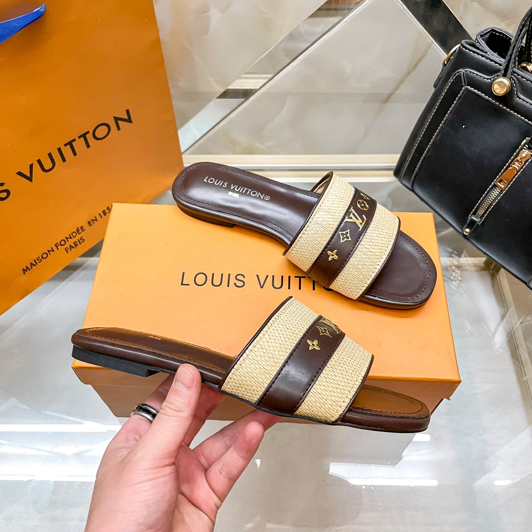 LVE SLIDERS FEMME (précommande)