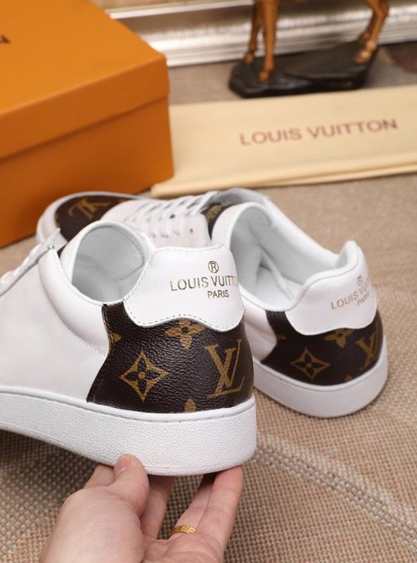 LVE SNEAKER (pre-order)