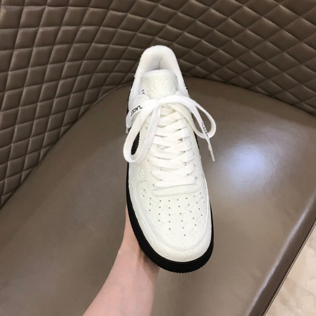 LVE x AIR WHITE/BLACK (pre-order)