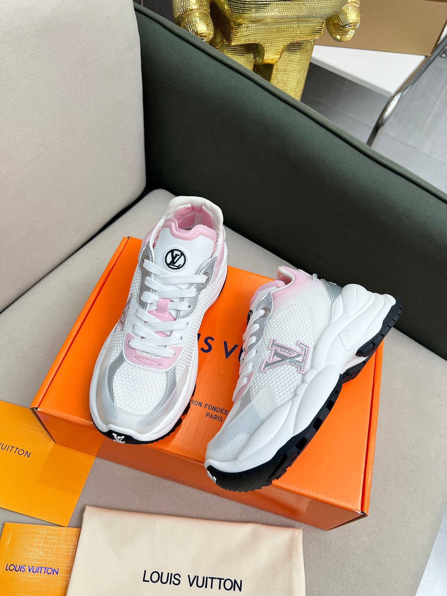 LVE LADIES TRAINERS PINK (pre-order)